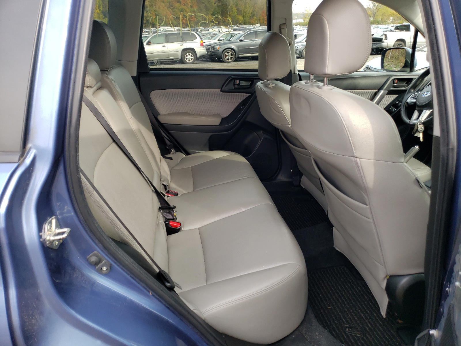 Photo 6 from auction – 2017 SUBARU FORESTER 2 with VIN JF2SJAGC3HH443981