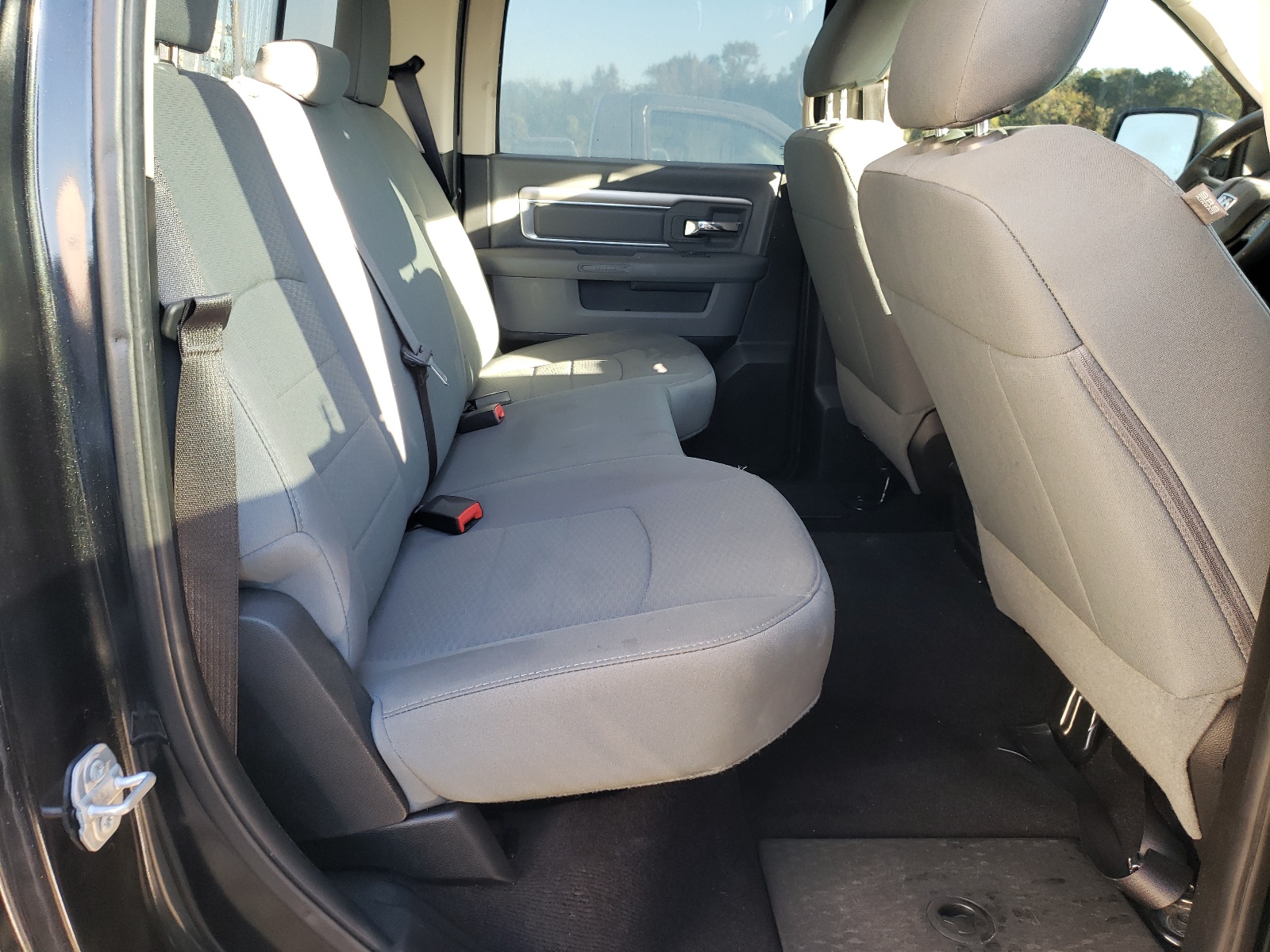 Zdjęcie 6 z aukcji – 2017 RAM 1500 SLT z VIN 1C6RR6TT1HS555911