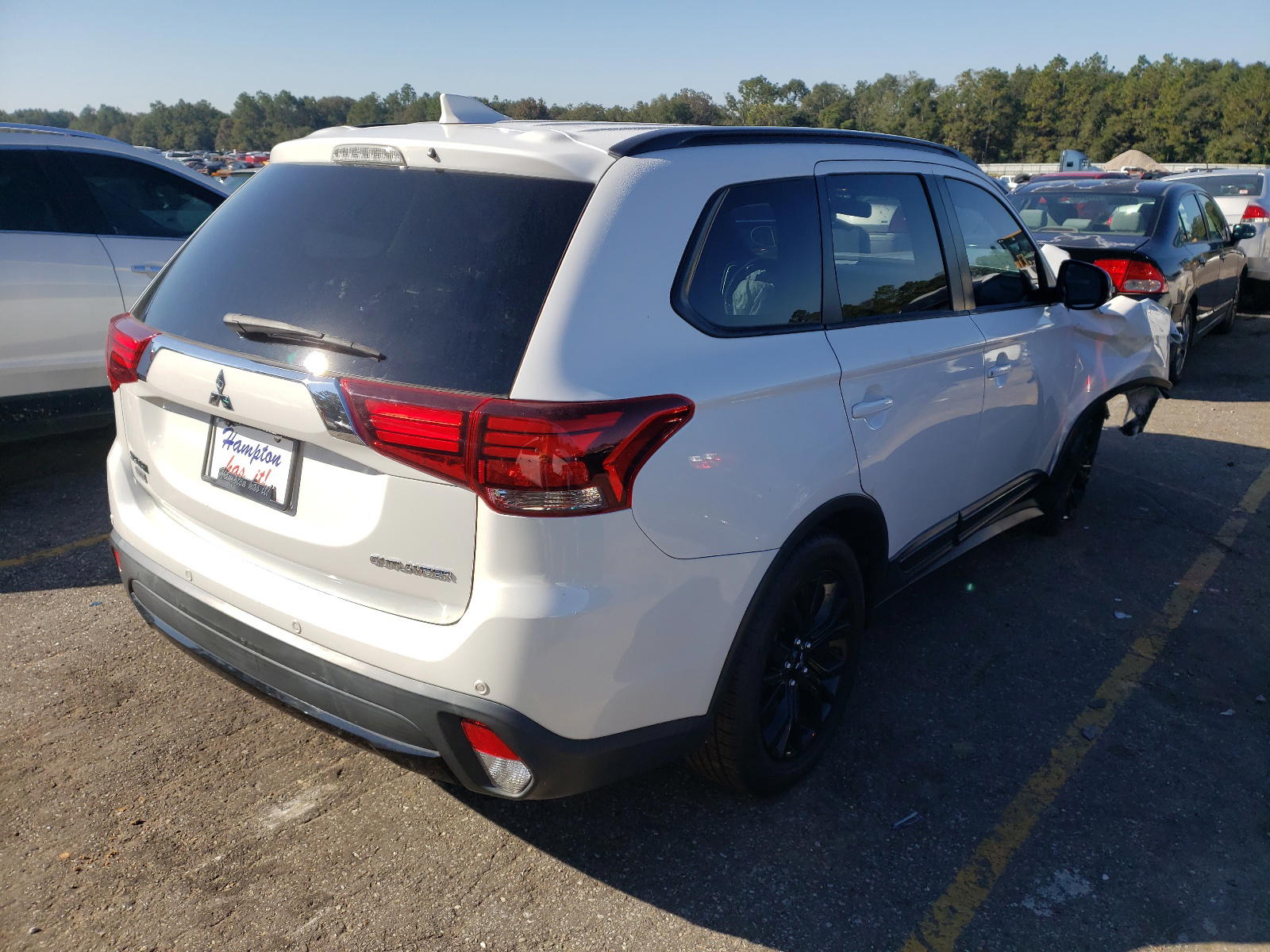 Photo 4 from auction – 2018 MITSUBISHI OUTLANDER with VIN JA4AD3A39JZ020113