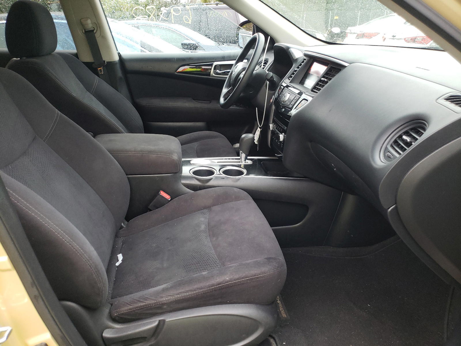Photo 5 from auction – 2013 NISSAN PATHFINDER with VIN 5N1AR2MN7DC619481