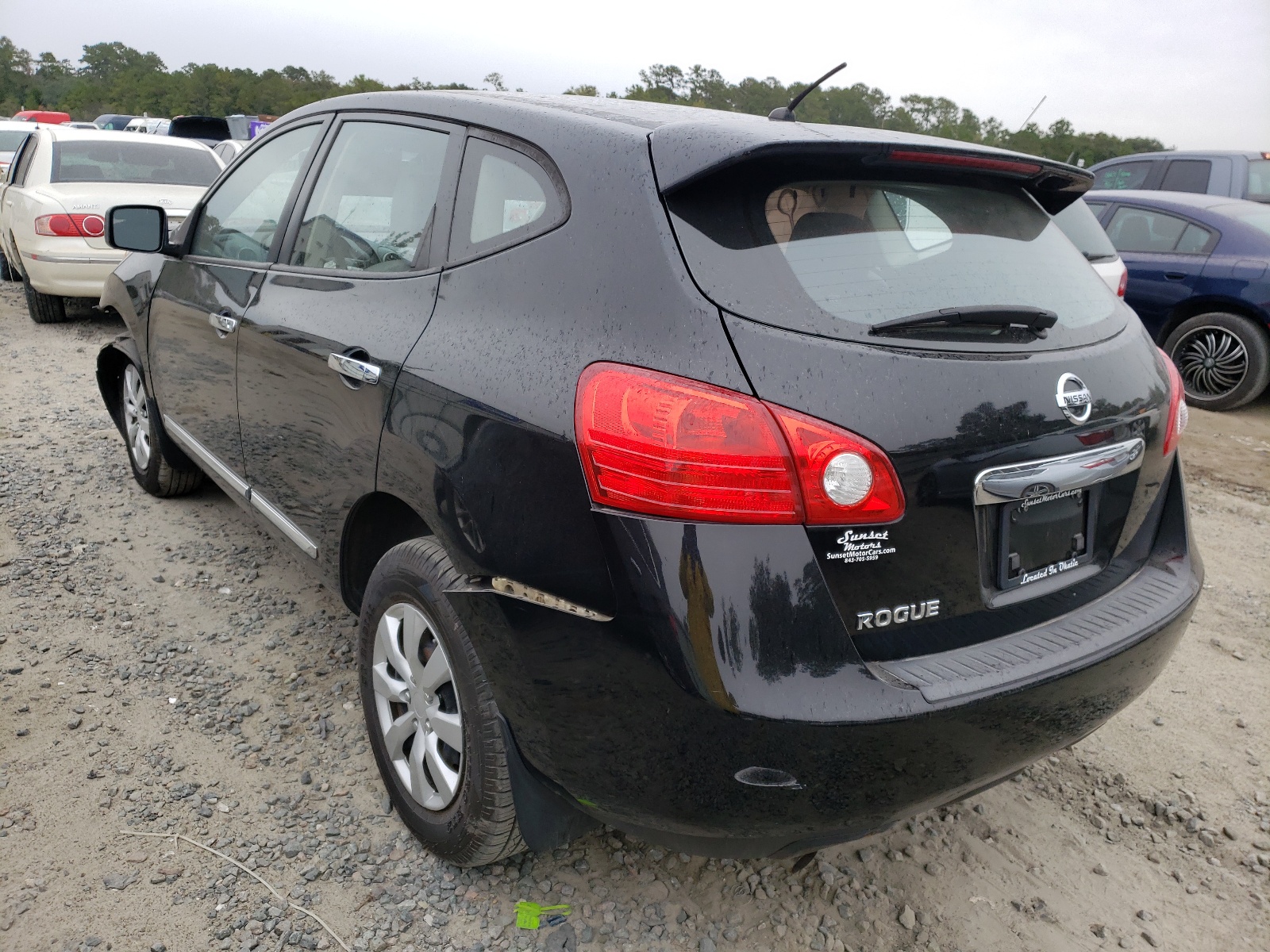 Photo 3 from auction – 2011 NISSAN ROGUE S with VIN JN8AS5MT4BW573567