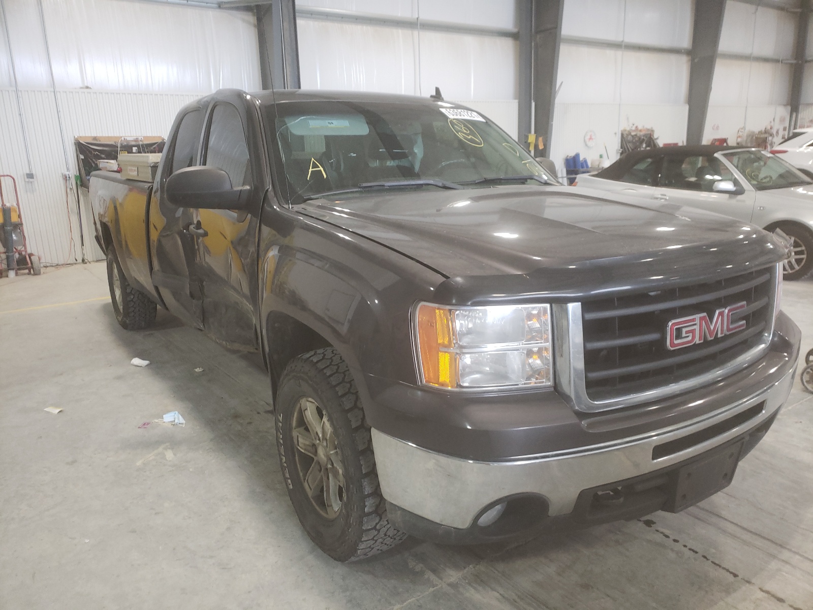 Photo 1 from auction – 2011 GMC SIERRA K15 with VIN 1GTR2VE06BZ240160