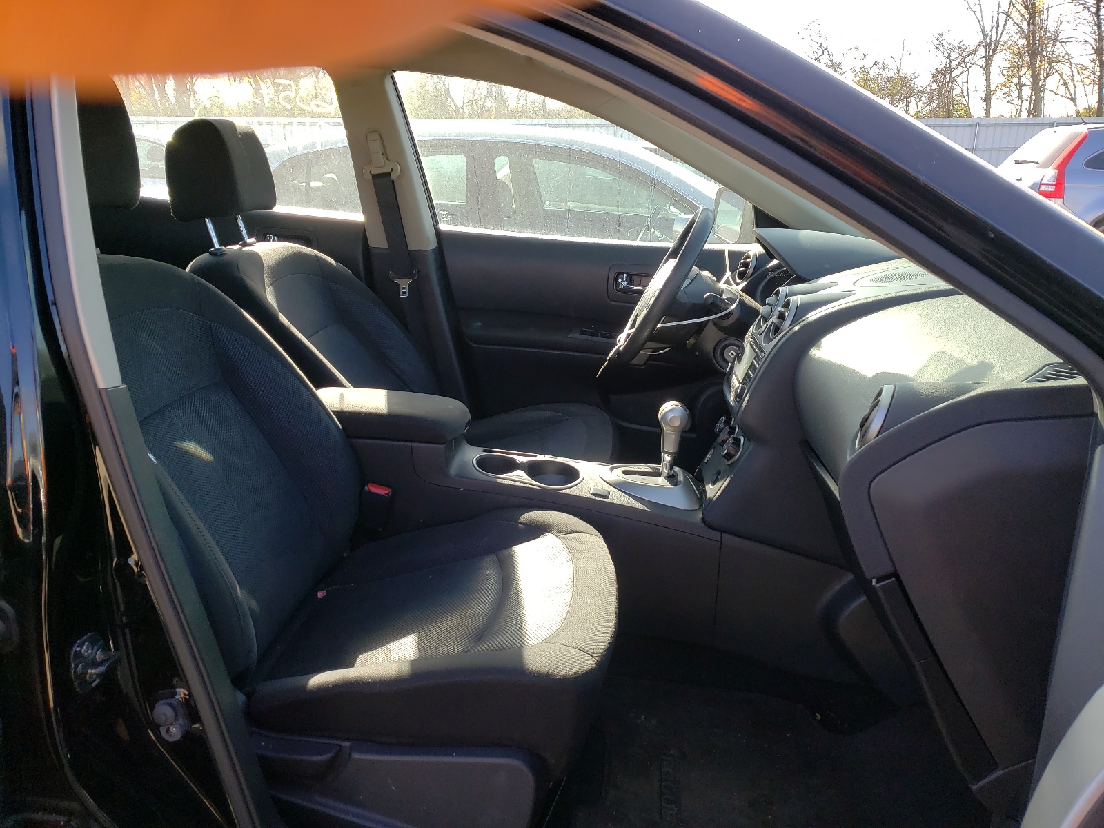 Photo 5 from auction – 2014 NISSAN ROGUE SELE with VIN JN8AS5MVXEW709688