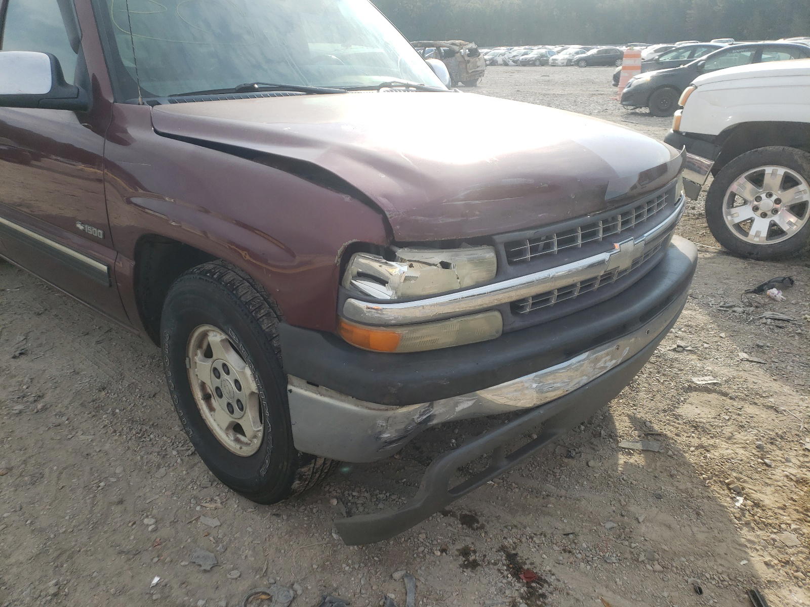 Photo 9 from auction – 2002 CHEVROLET SILVERADO with VIN 2GCEC19VX21421913