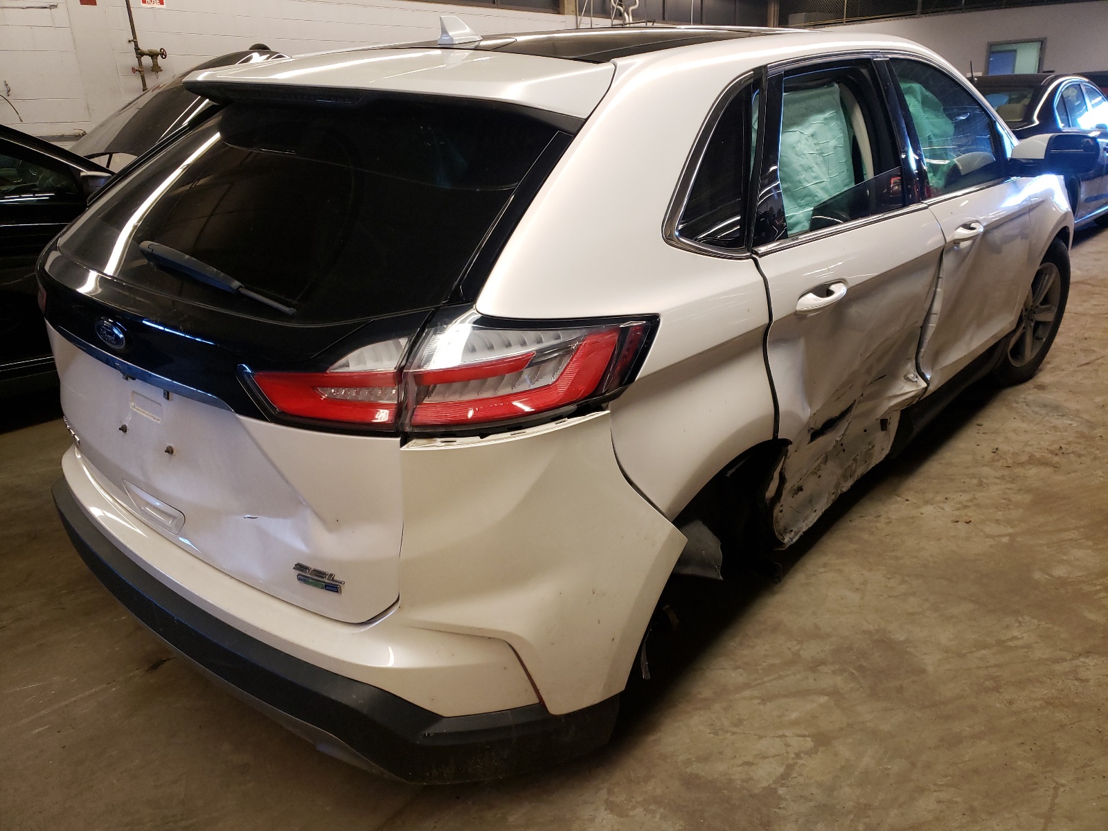 Photo 4 from auction – 2019 FORD EDGE SEL with VIN 2FMPK4J93KBB31546