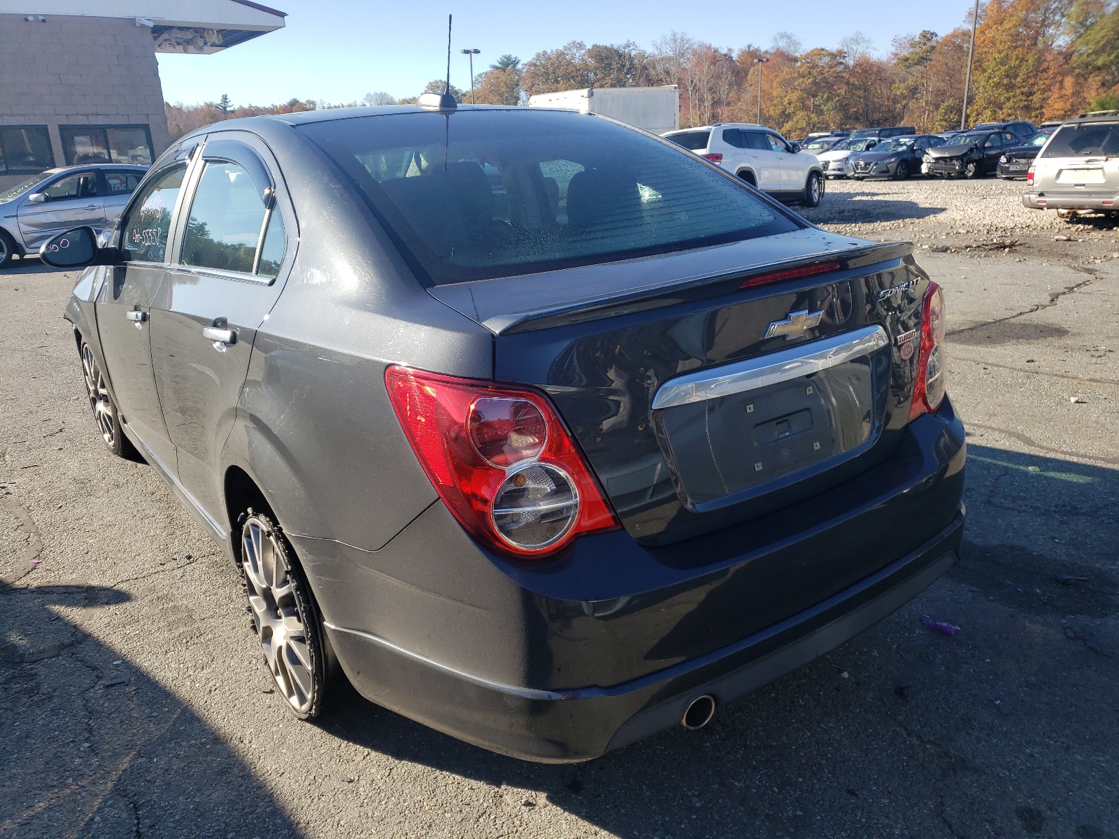 Photo 3 from auction – 2015 CHEVROLET SONIC LTZ with VIN 1G1JE5SB3F4213052