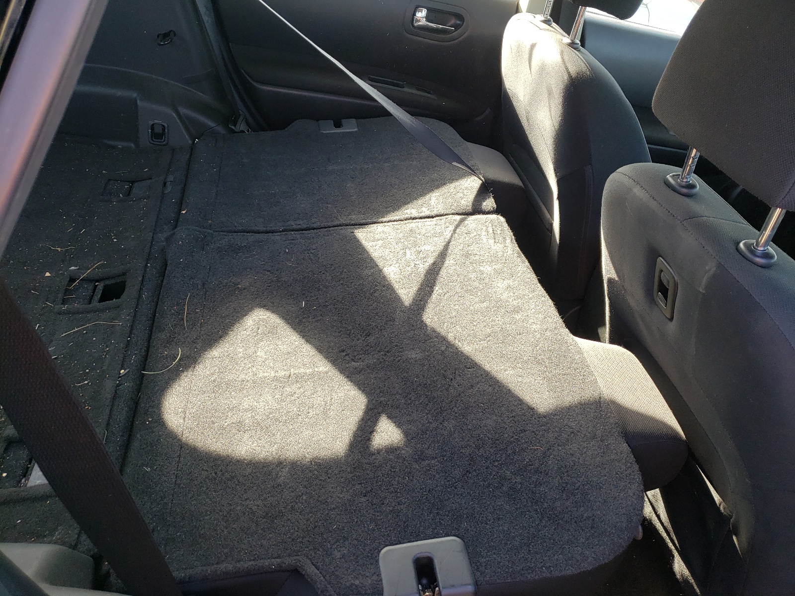 Photo 9 from auction – 2014 NISSAN ROGUE SELE with VIN JN8AS5MVXEW709688