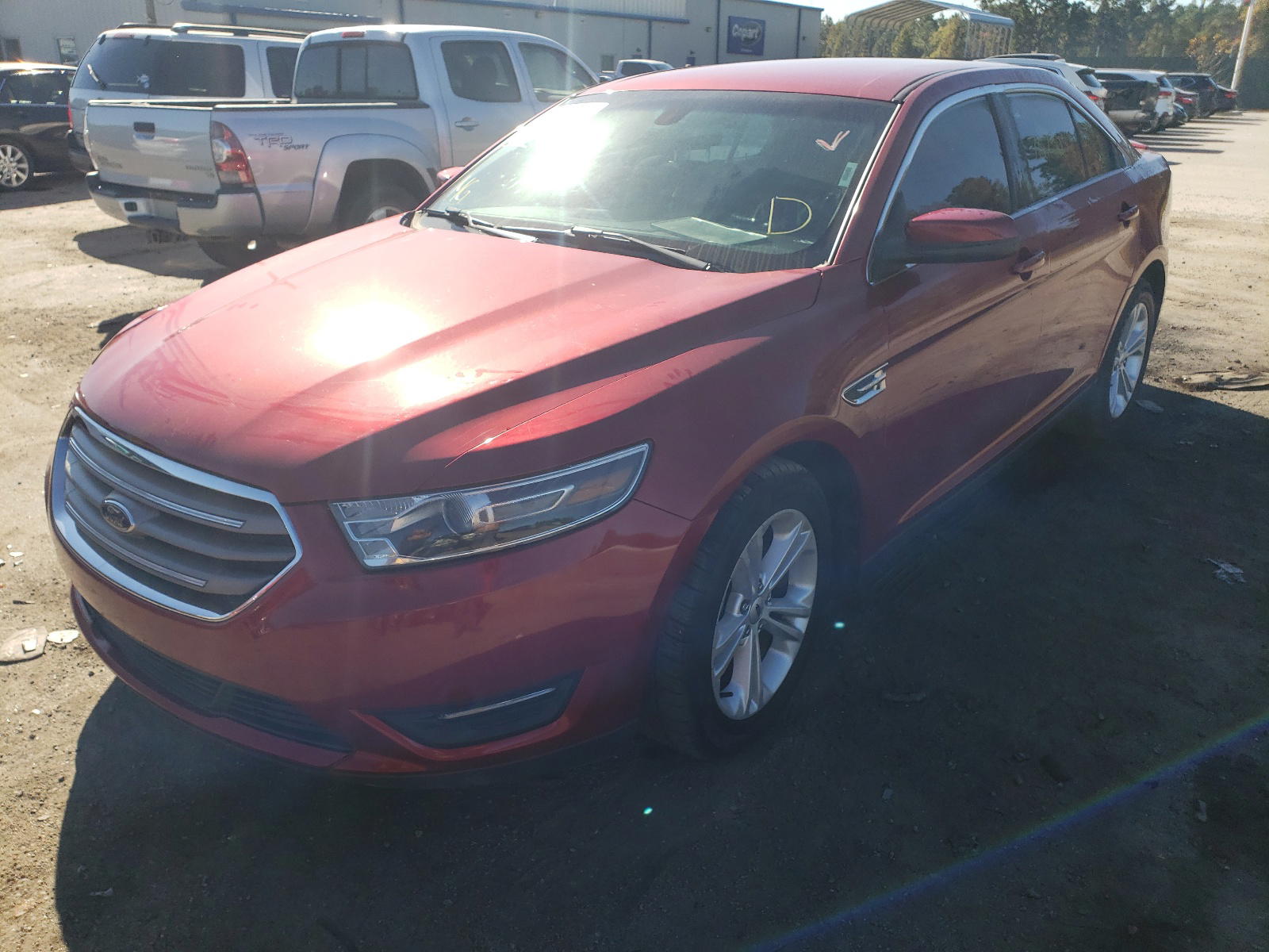 Photo 2 from auction – 2018 FORD TAURUS SEL with VIN 1FAHP2H82JG125035