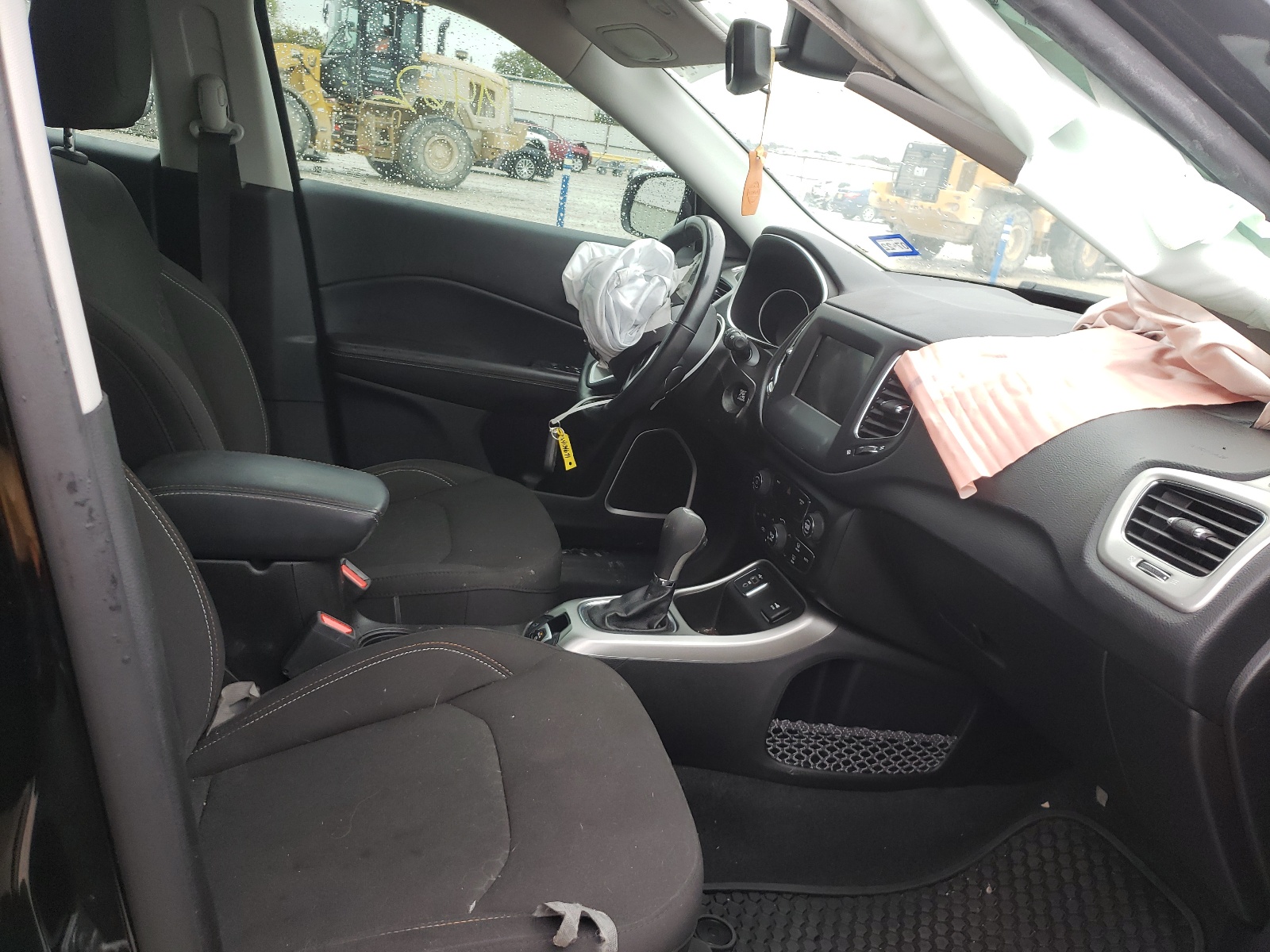 Zdjęcie 5 z aukcji – 2020 JEEP COMPASS SP z VIN 3C4NJCAB6LT166616