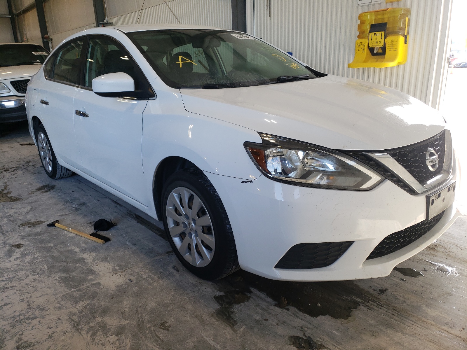 Photo 1 from auction – 2017 NISSAN SENTRA with VIN 3N1AB7AP0HY321057
