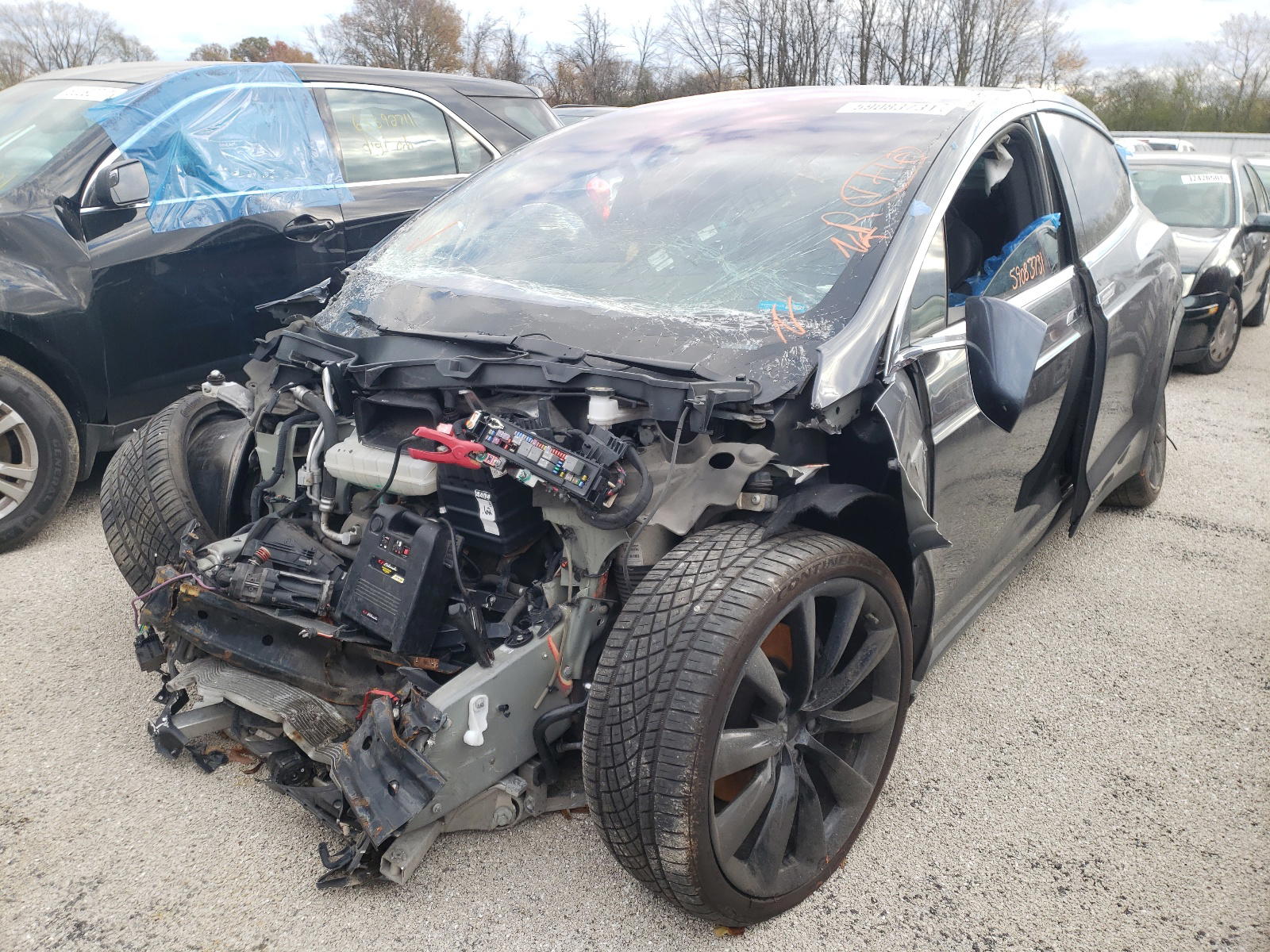 Photo 2 from auction – 2016 TESLA MODEL X with VIN 5YJXCAE28GF005447