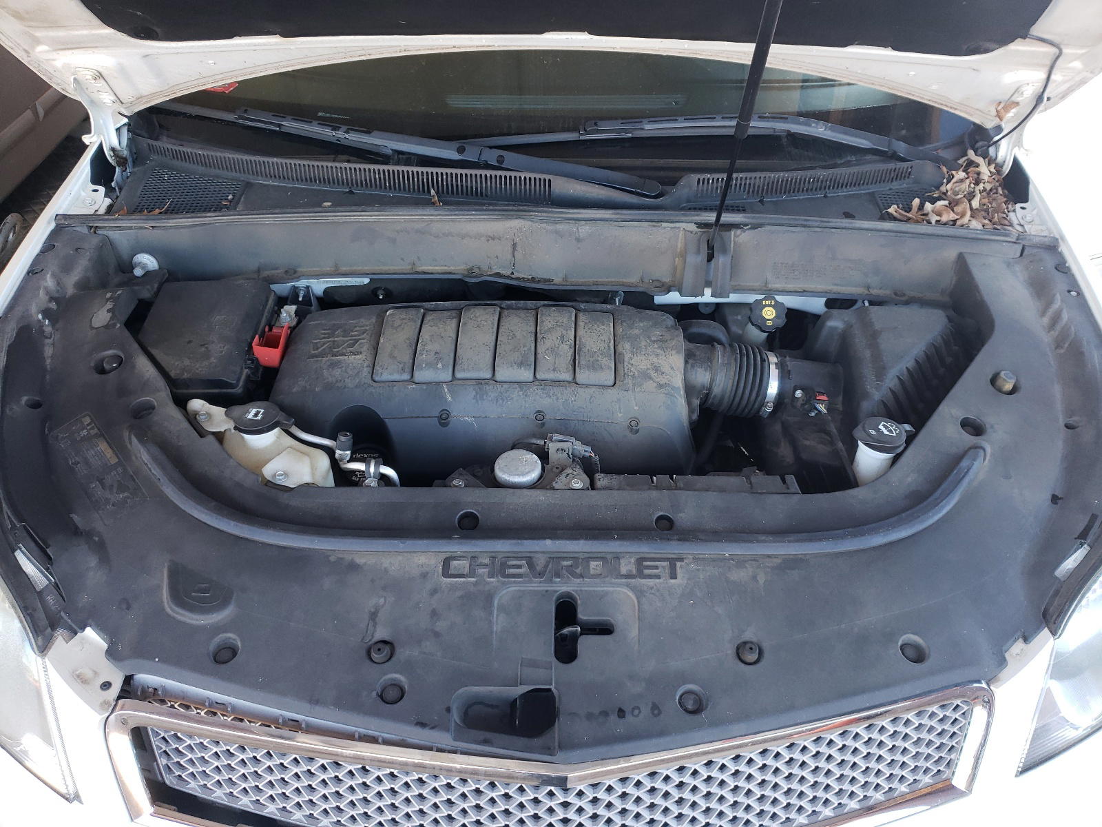Photo 7 from auction – 2012 CHEVROLET TRAVERSE L with VIN 1GNKVLED3CJ393103