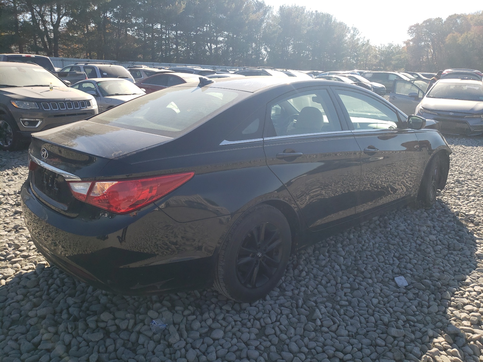 Photo 4 from auction – 2013 HYUNDAI SONATA GLS with VIN 5NPEB4AC4DH708003