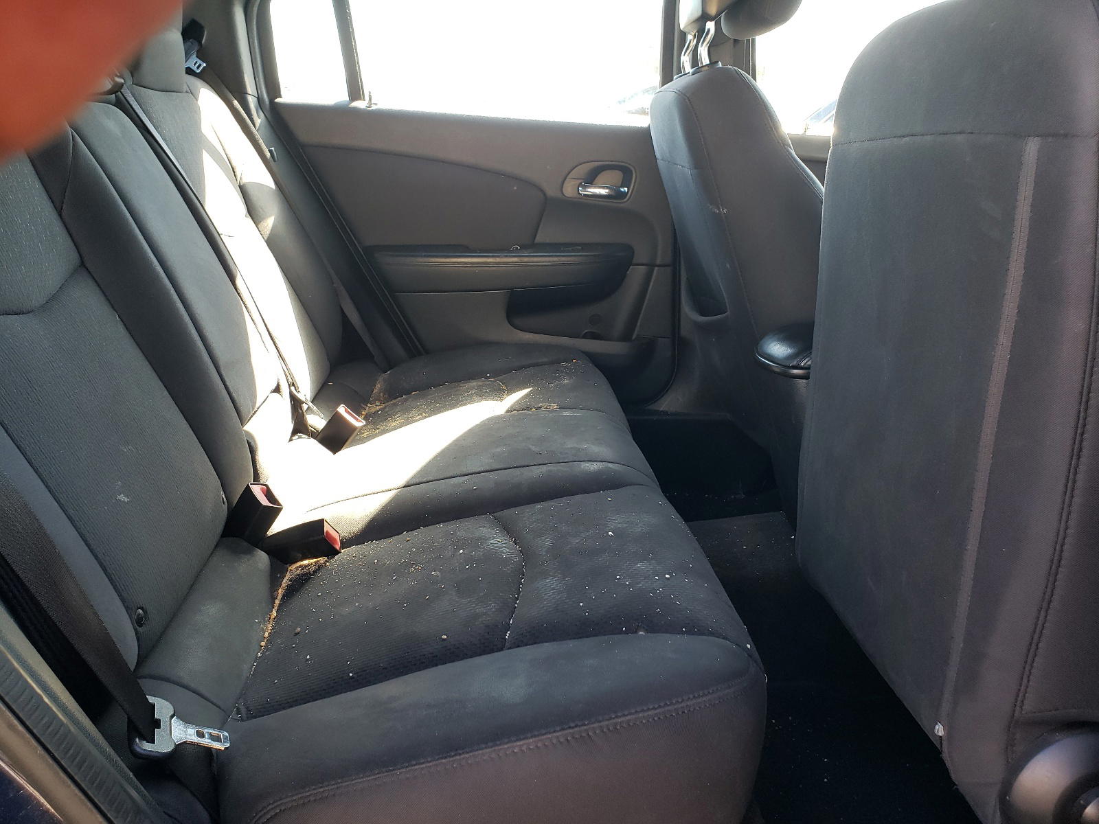 Photo 6 from auction – 2013 CHRYSLER 200 LX with VIN 1C3CCBAB7DN698023