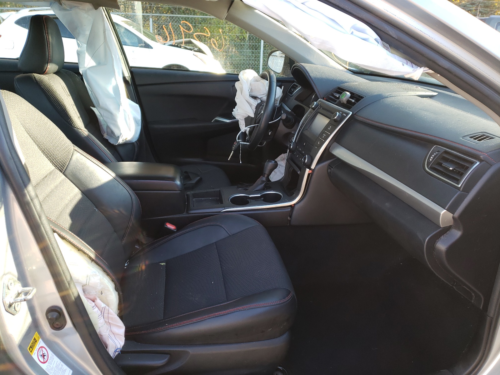 Photo 5 from auction – 2017 TOYOTA CAMRY LE/X with VIN 4T1BF1FK1HU653720