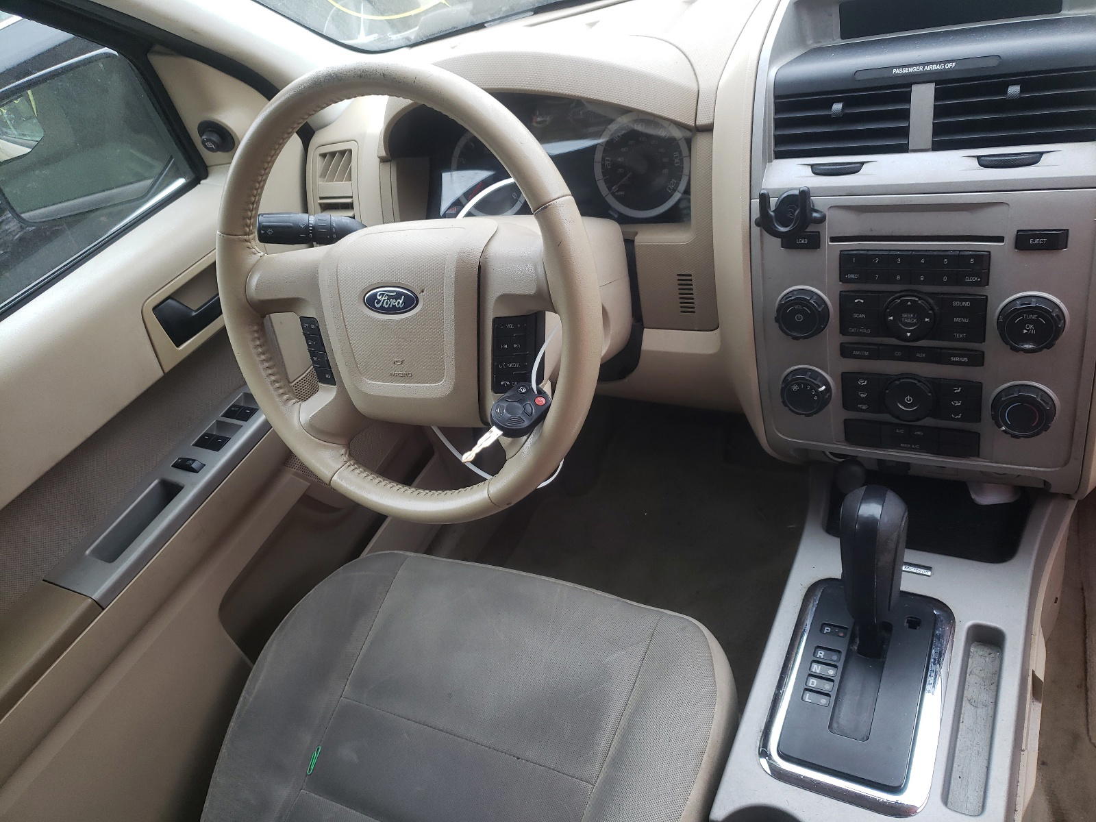 Photo 9 from auction – 2011 FORD ESCAPE XLT with VIN 1FMCU0D76BKA36531