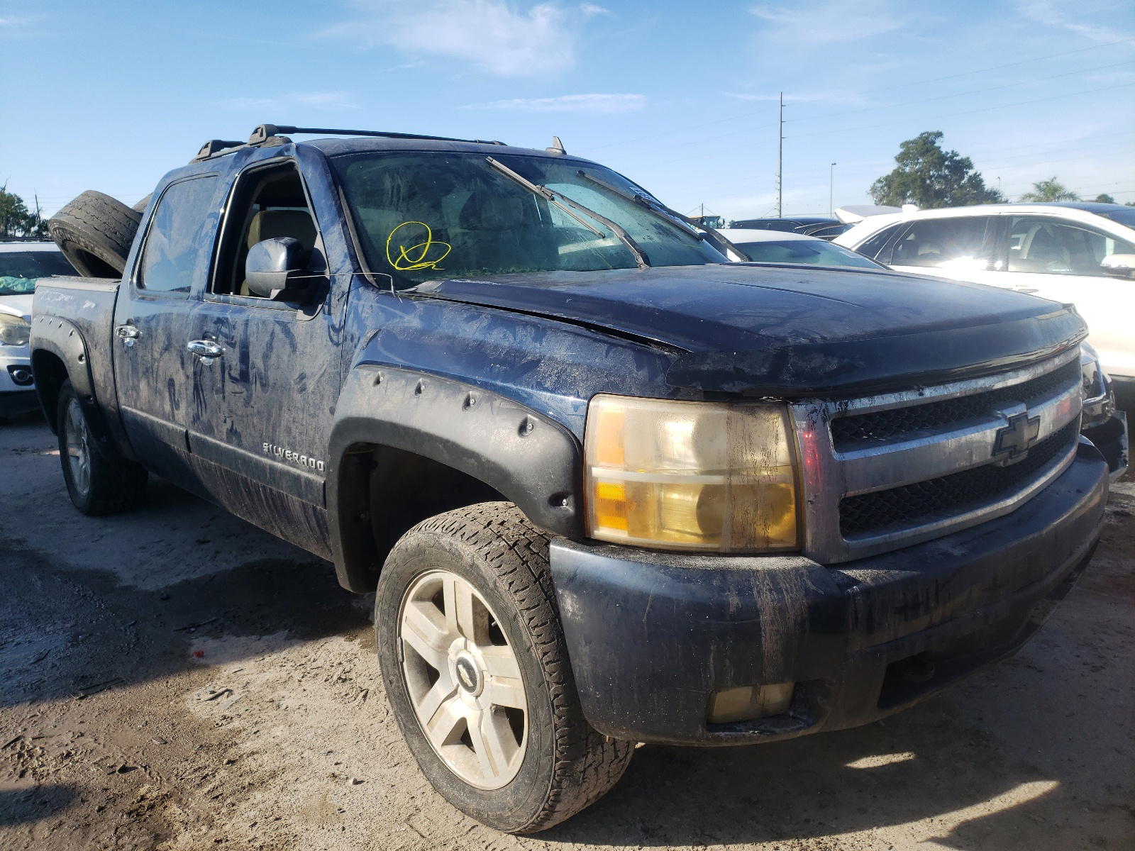 CHEVROLET SILVERADO 2007 with VIN 2GCEK13M471554189 - Photo from auction