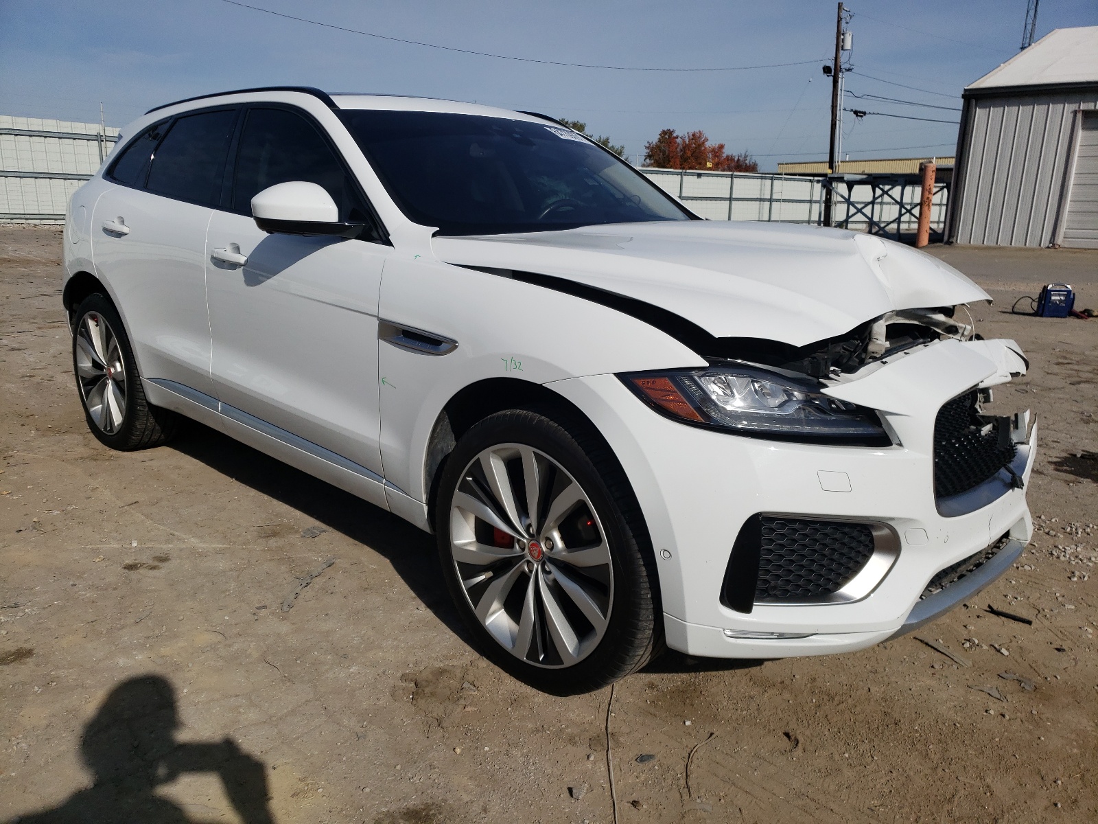 JAGUAR F-PACE S 2017 z numerem VIN SADCM2BVXHA097448 - Zdjęcie z aukcji