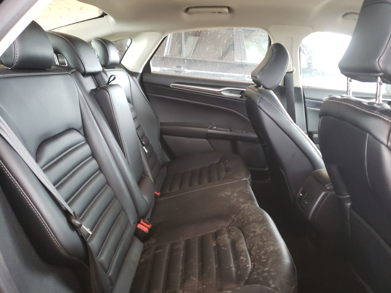 Photo 6 from auction – 2020 FORD FUSION SEL with VIN 3FA6P0CD3LR177897