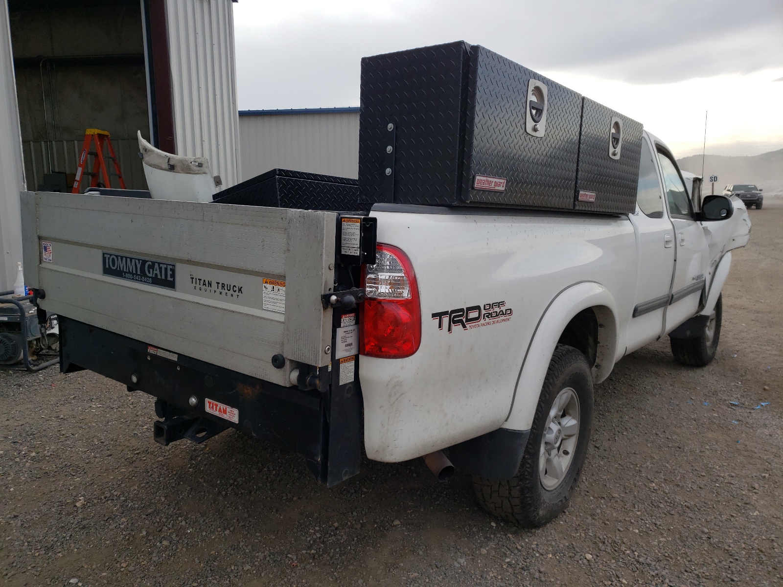 Photo 4 from auction – 2006 TOYOTA TUNDRA ACC with VIN 5TBBT44196S478992