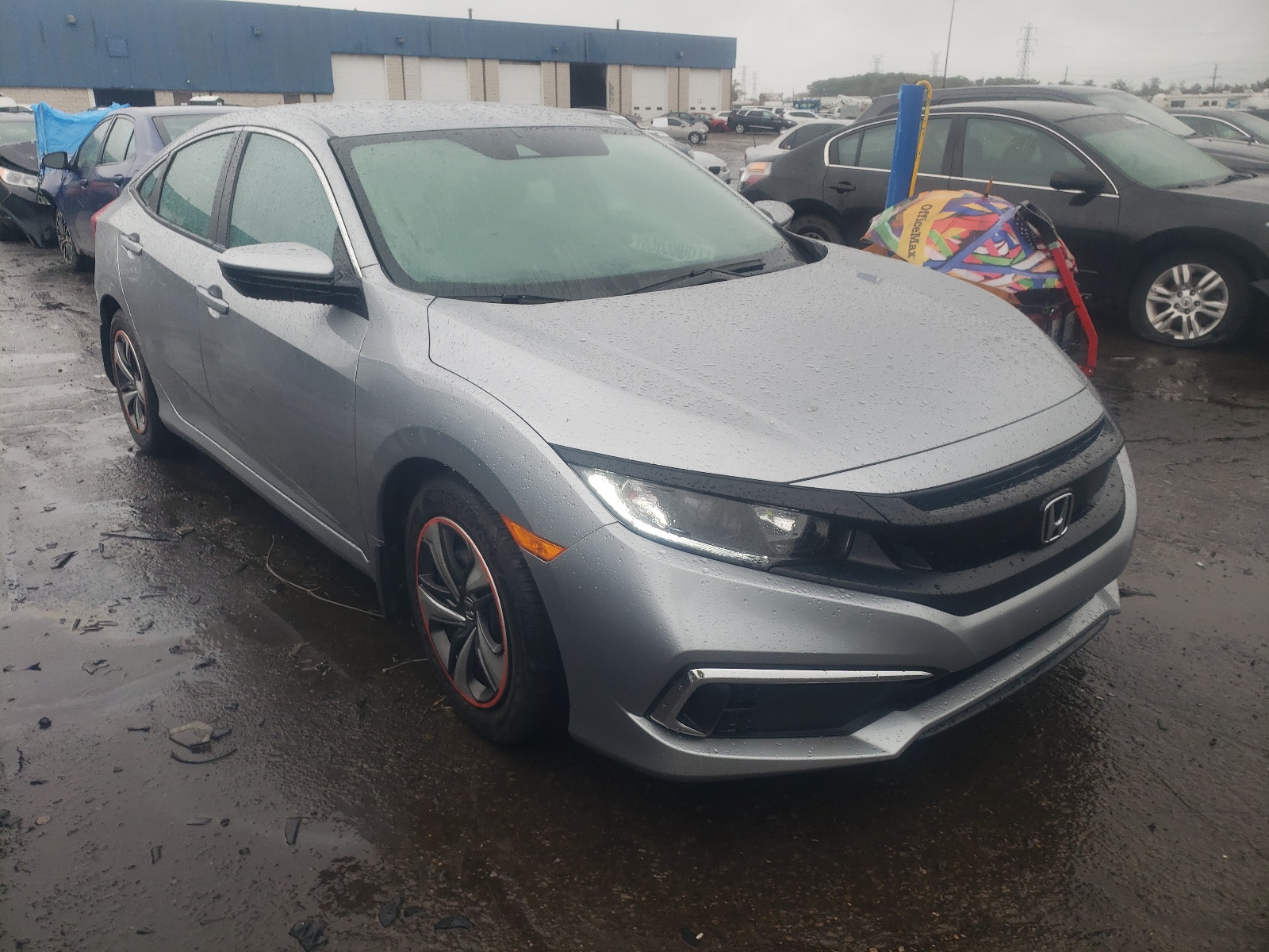 Photo 1 from auction – 2019 HONDA CIVIC LX with VIN 19XFC2F64KE049639