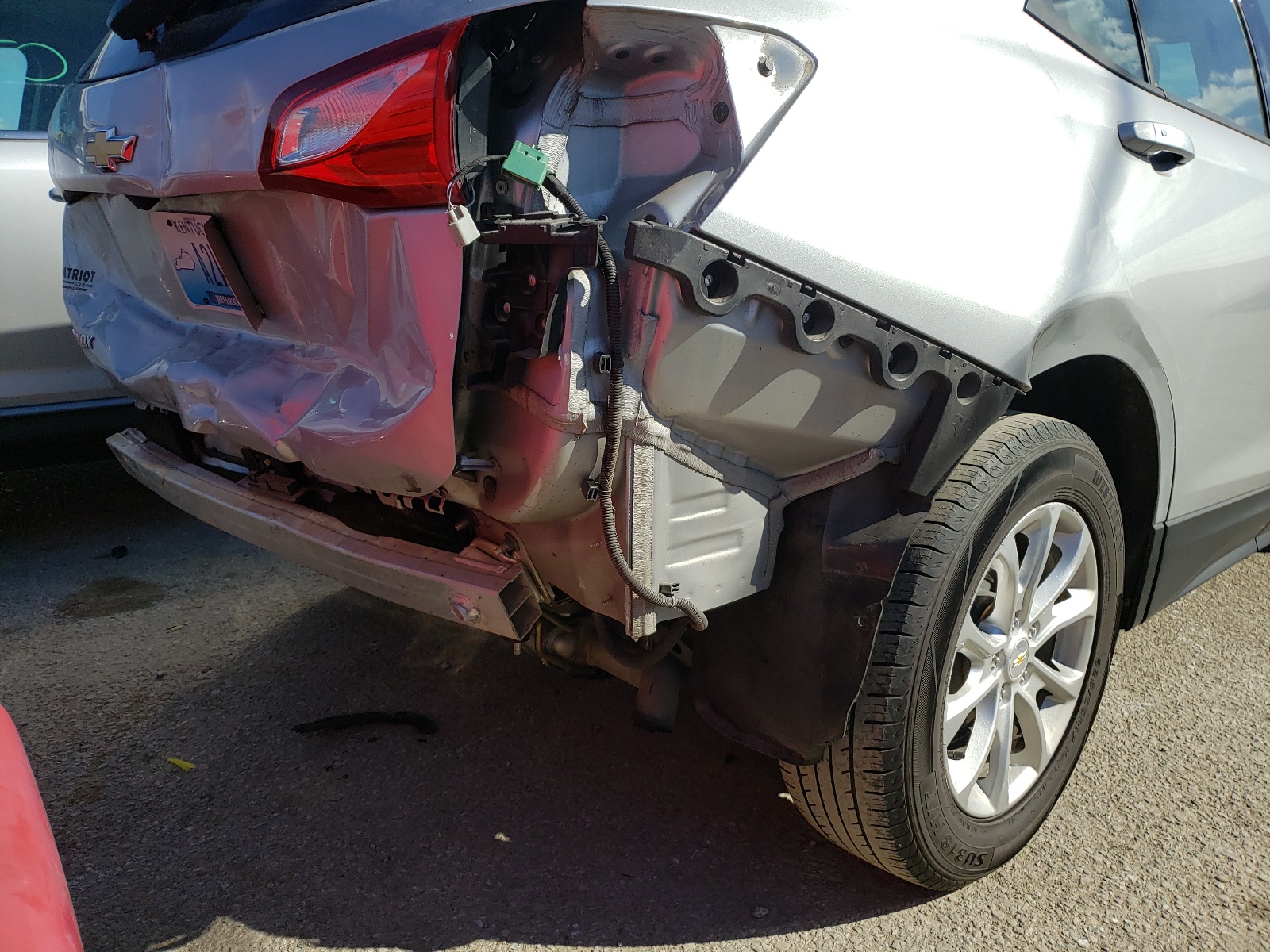 Photo 9 from auction – 2018 CHEVROLET EQUINOX LS with VIN 2GNAXHEV5J6210953