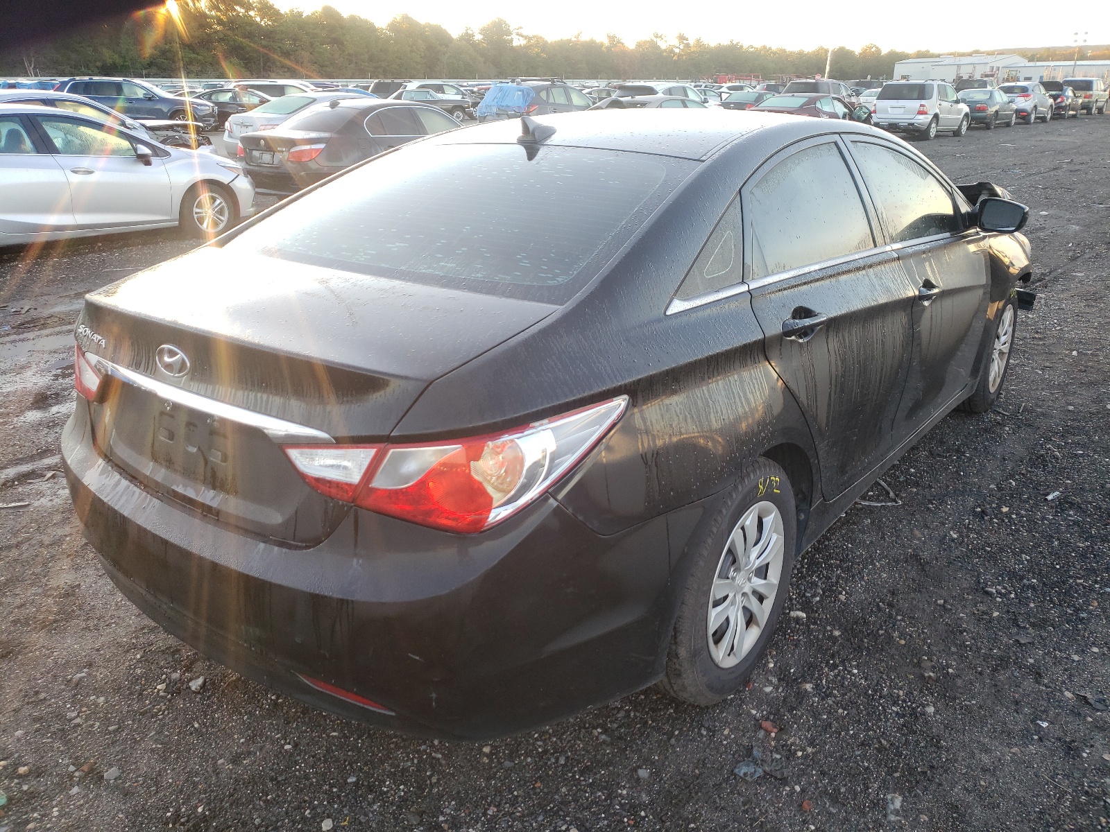 Photo 4 from auction – 2011 HYUNDAI SONATA GLS with VIN 5NPEB4AC4BH022640