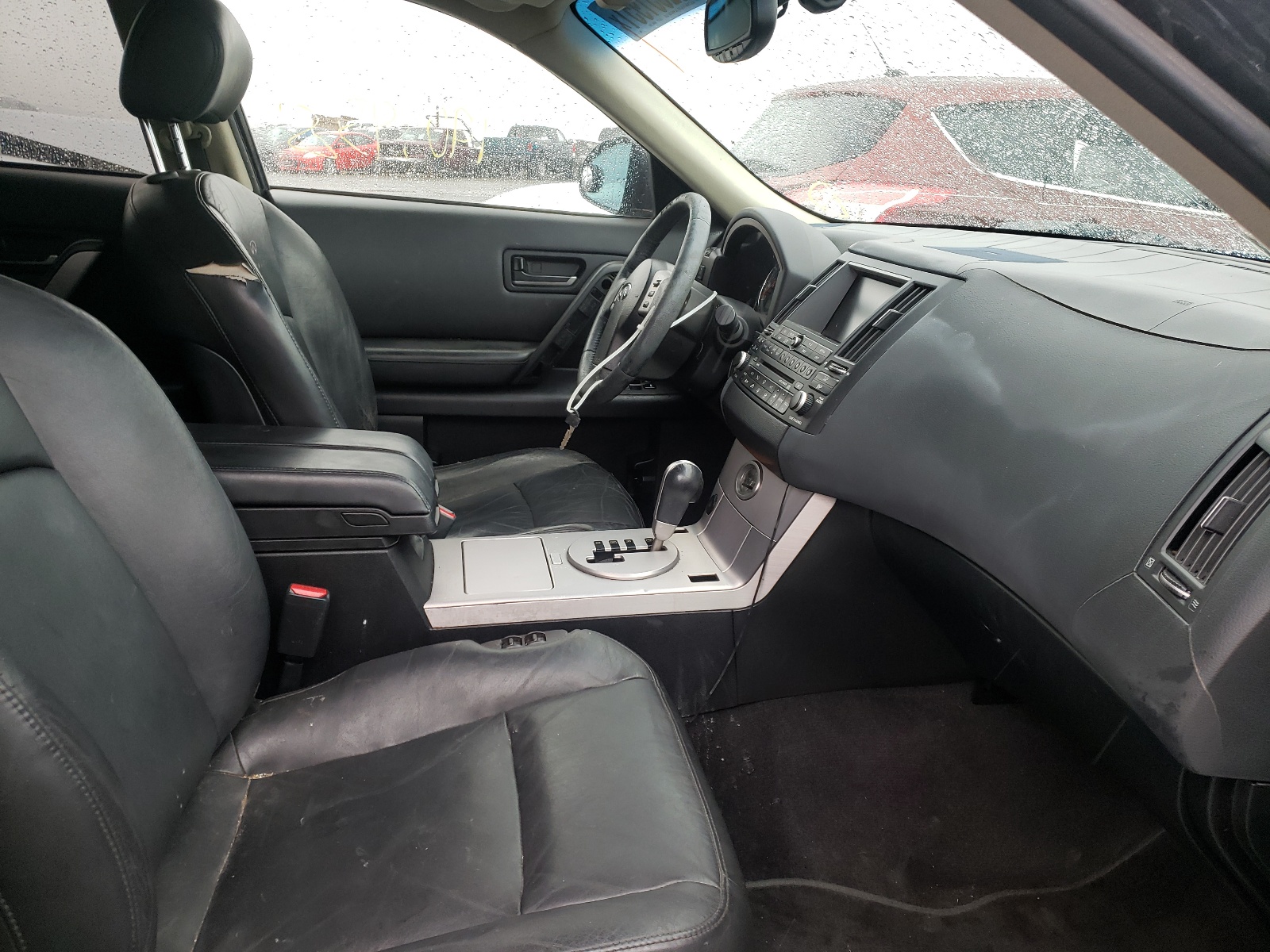 Photo 5 from auction – 2003 INFINITI FX35 with VIN JNRAS08WX3X206168