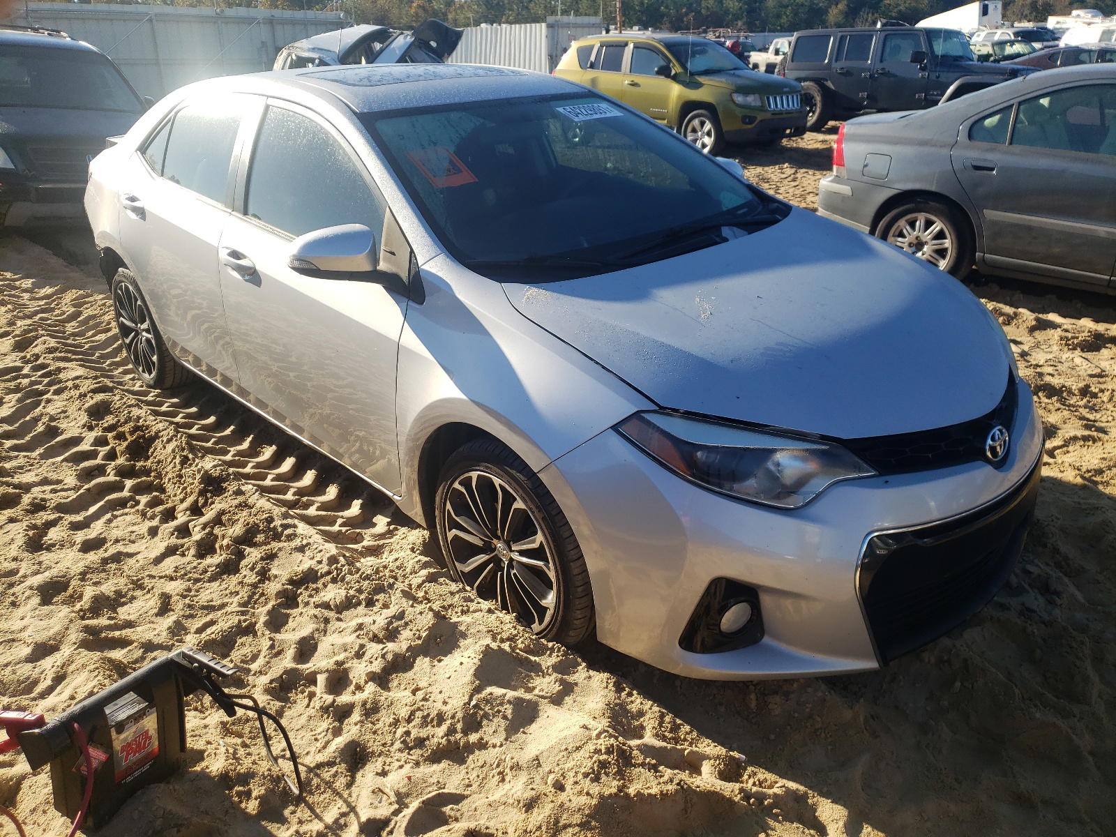 TOYOTA COROLLA L 2015 with VIN 2T1BURHE8FC264700 - Photo from auction