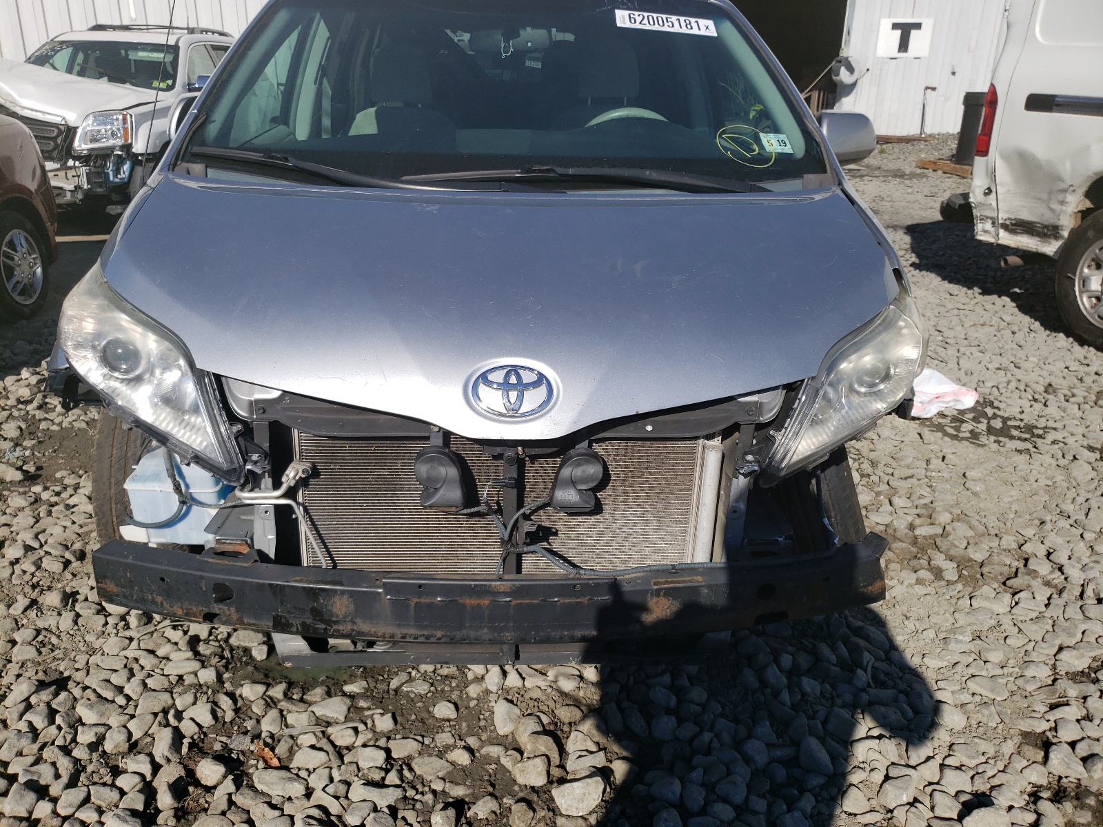 Photo 9 from auction – 2014 TOYOTA SIENNA LE with VIN 5TDKK3DCXES496101