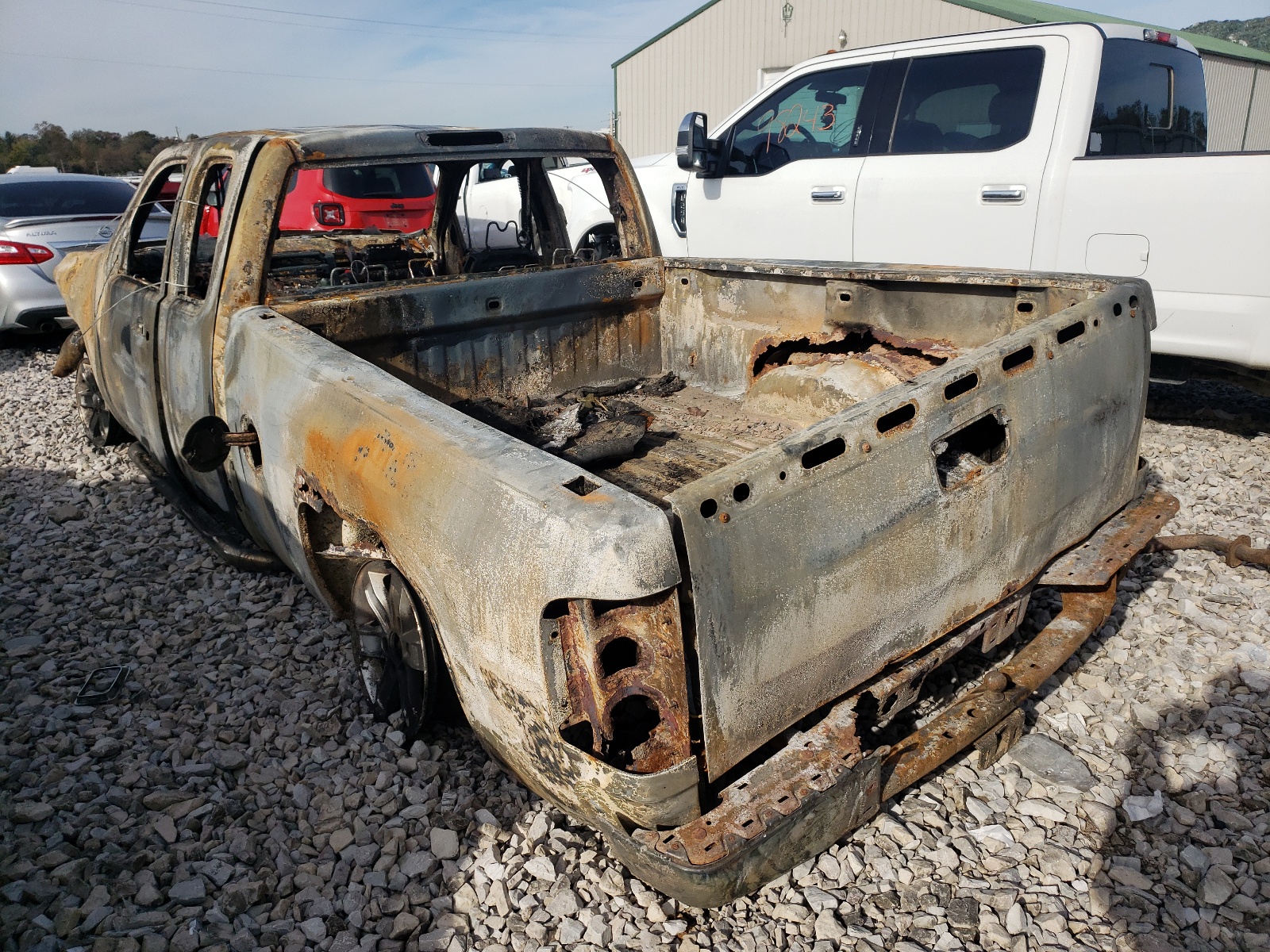 Photo 3 from auction – 2008 CHEVROLET SILVERADO with VIN 1GCEK19C98Z160355