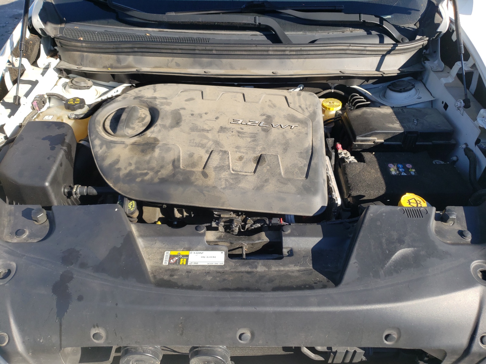 Photo 7 from auction – 2014 JEEP CHEROKEE L with VIN 1C4PJMDSXEW164052
