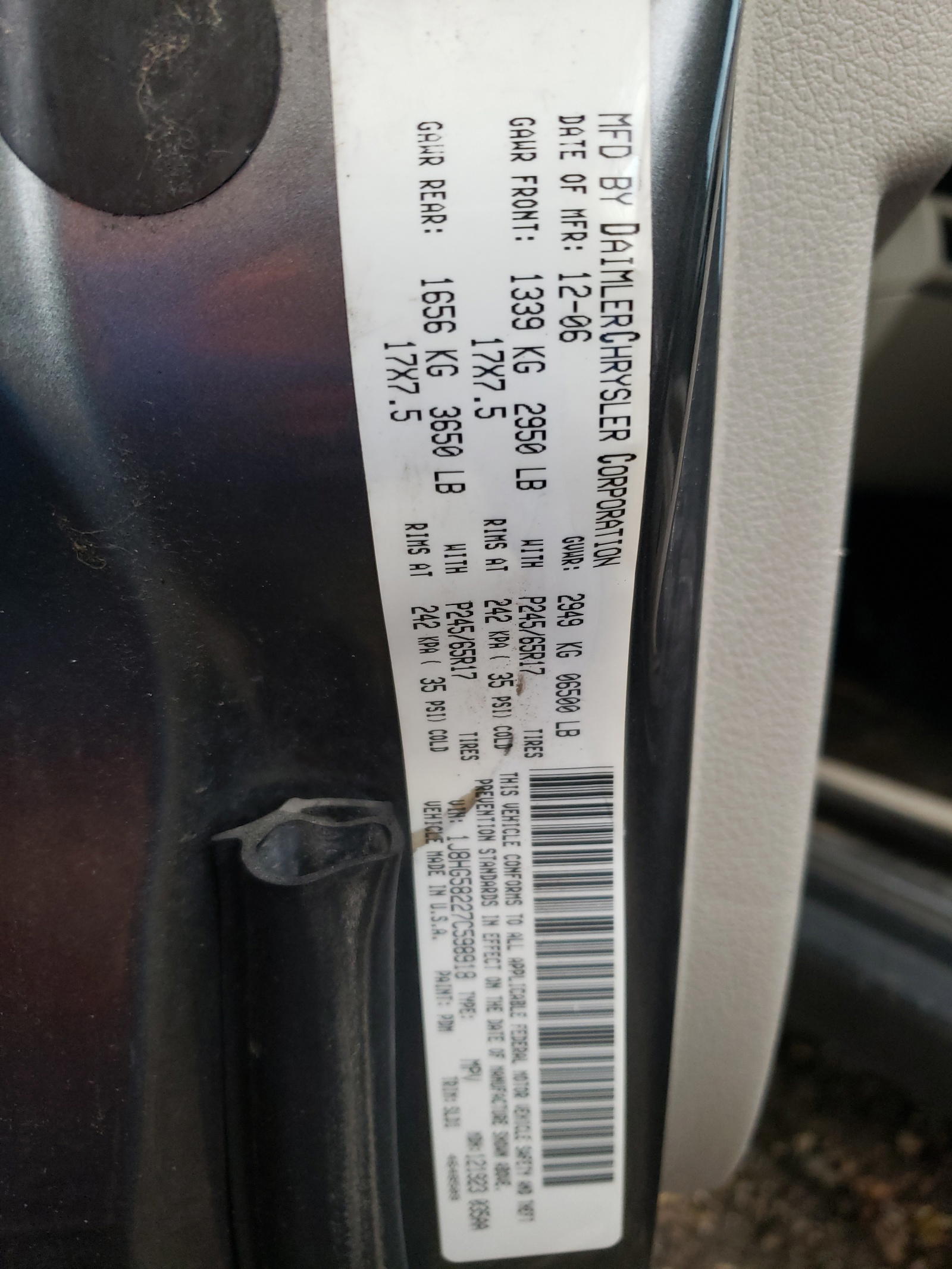 Photo 10 from auction – 2007 JEEP COMMANDER with VIN 1J8HG58227C598918
