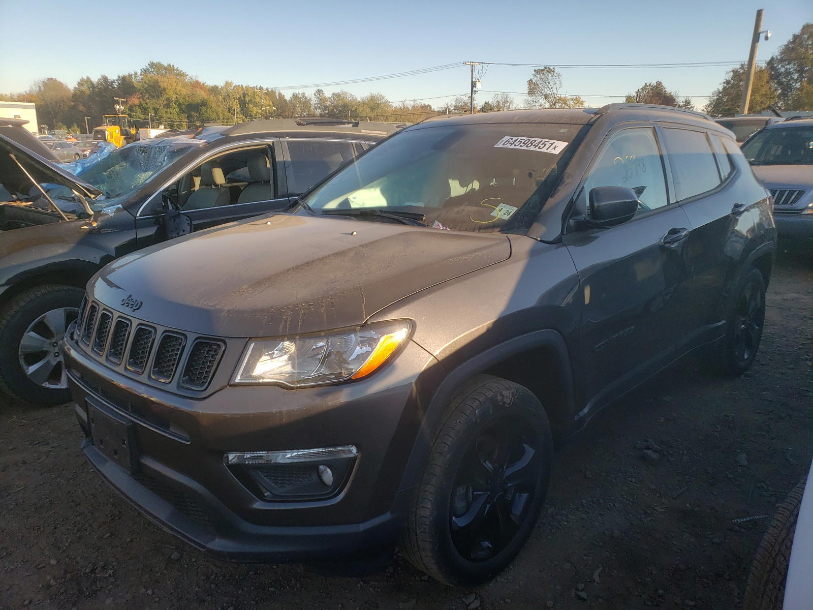 Photo 2 from auction – 2019 JEEP COMPASS LA with VIN 3C4NJDBB0KT682991