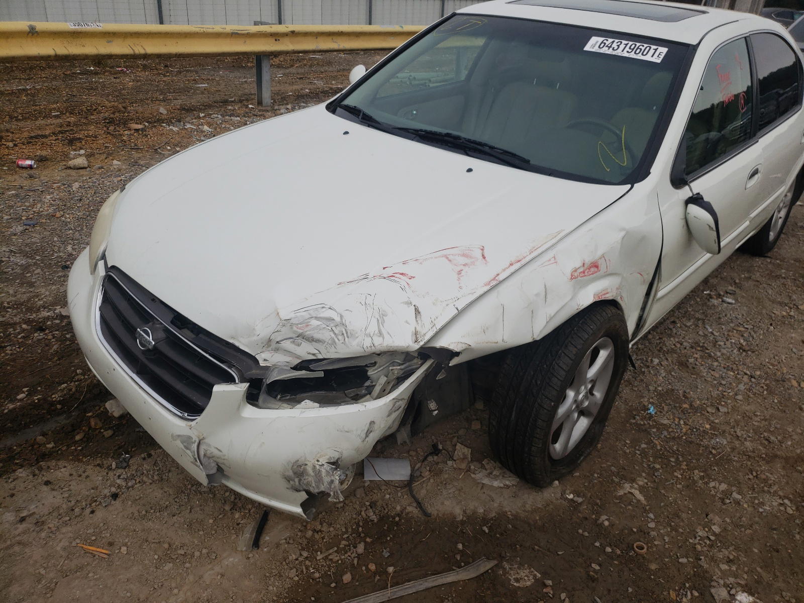 Photo 9 from auction – 2000 NISSAN MAXIMA with VIN JN1CA31D7YT755883