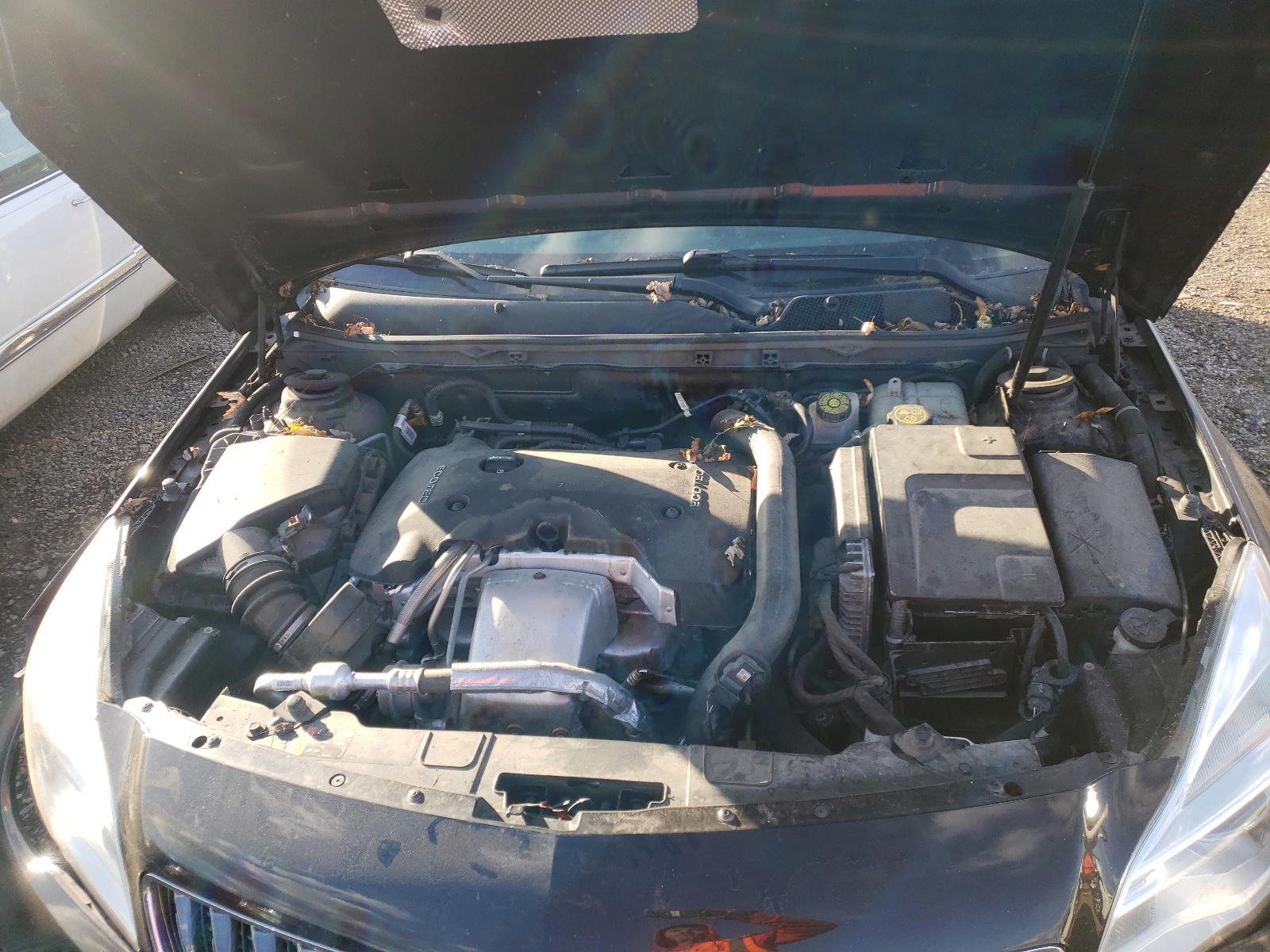 Photo 7 from auction – 2015 BUICK REGAL PREM with VIN 2G4GN5EX5F9288840