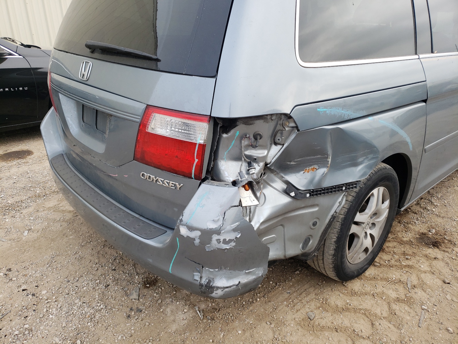 Photo 9 from auction – 2005 HONDA ODYSSEY EX with VIN 5FNRL38675B135266