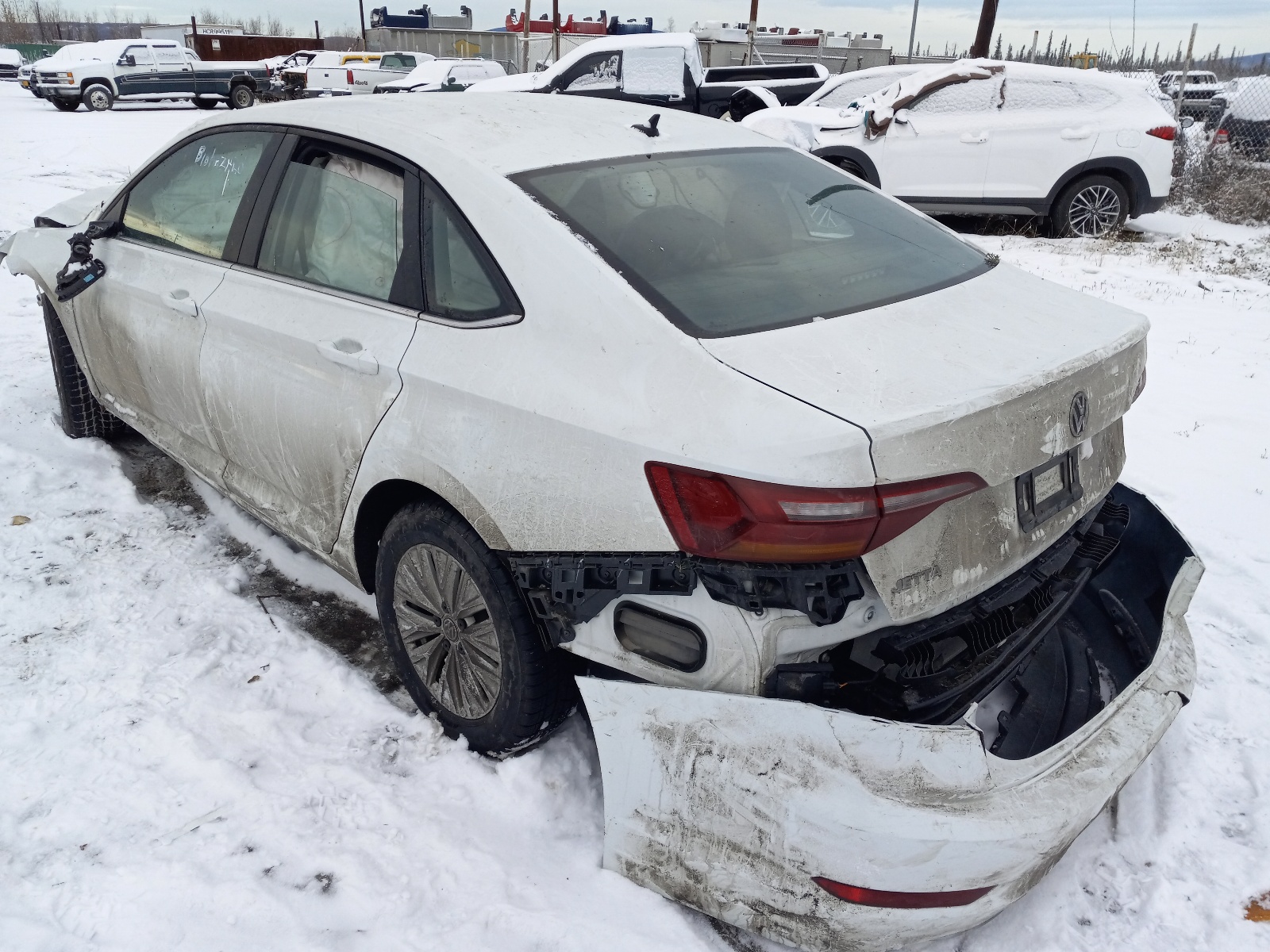 Photo 3 from auction – 2019 VOLKSWAGEN JETTA S with VIN 3VWCB7BU5KM172392