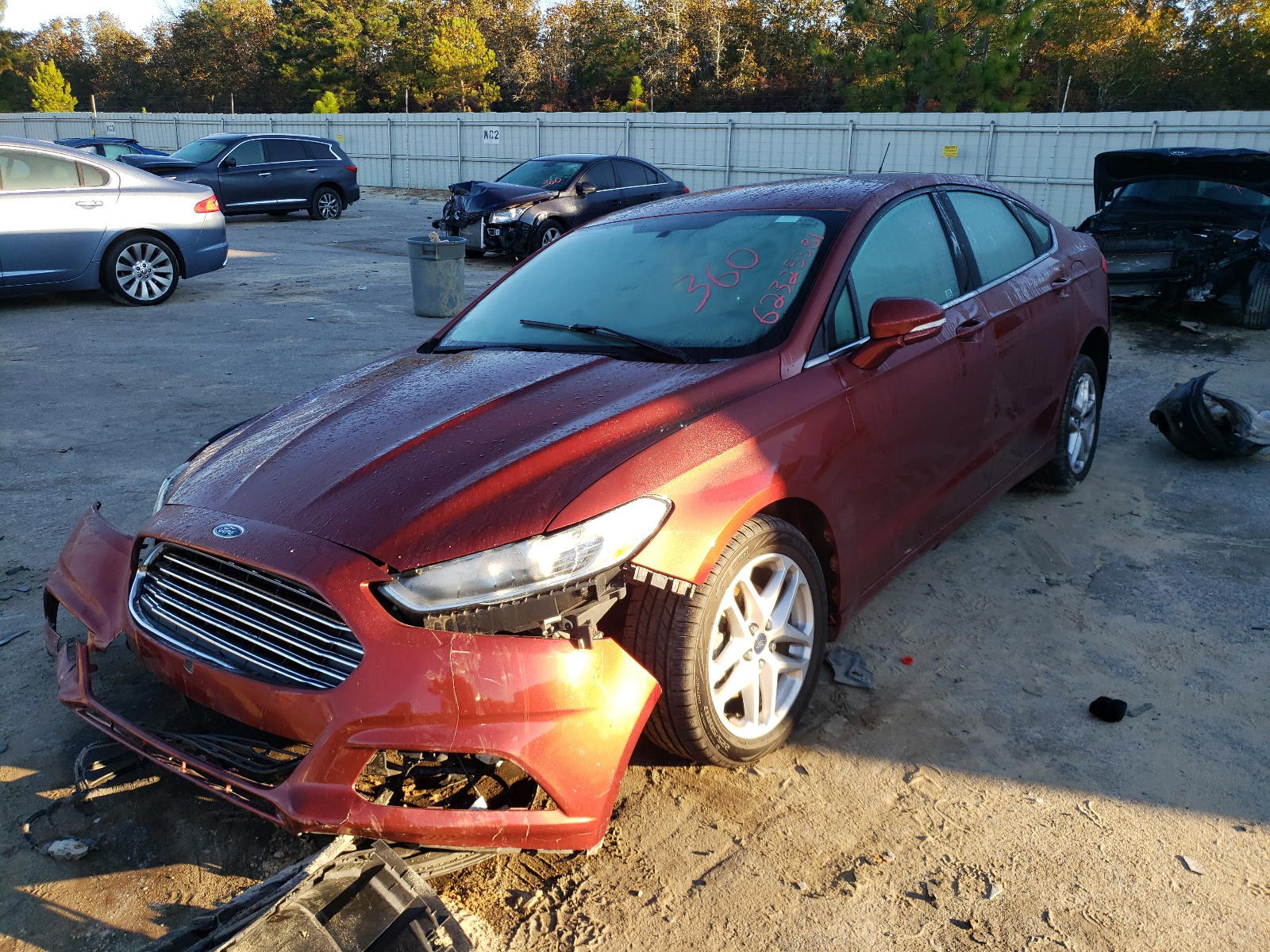 Photo 2 from auction – 2014 FORD FUSION SE with VIN 3FA6P0HD7ER190020