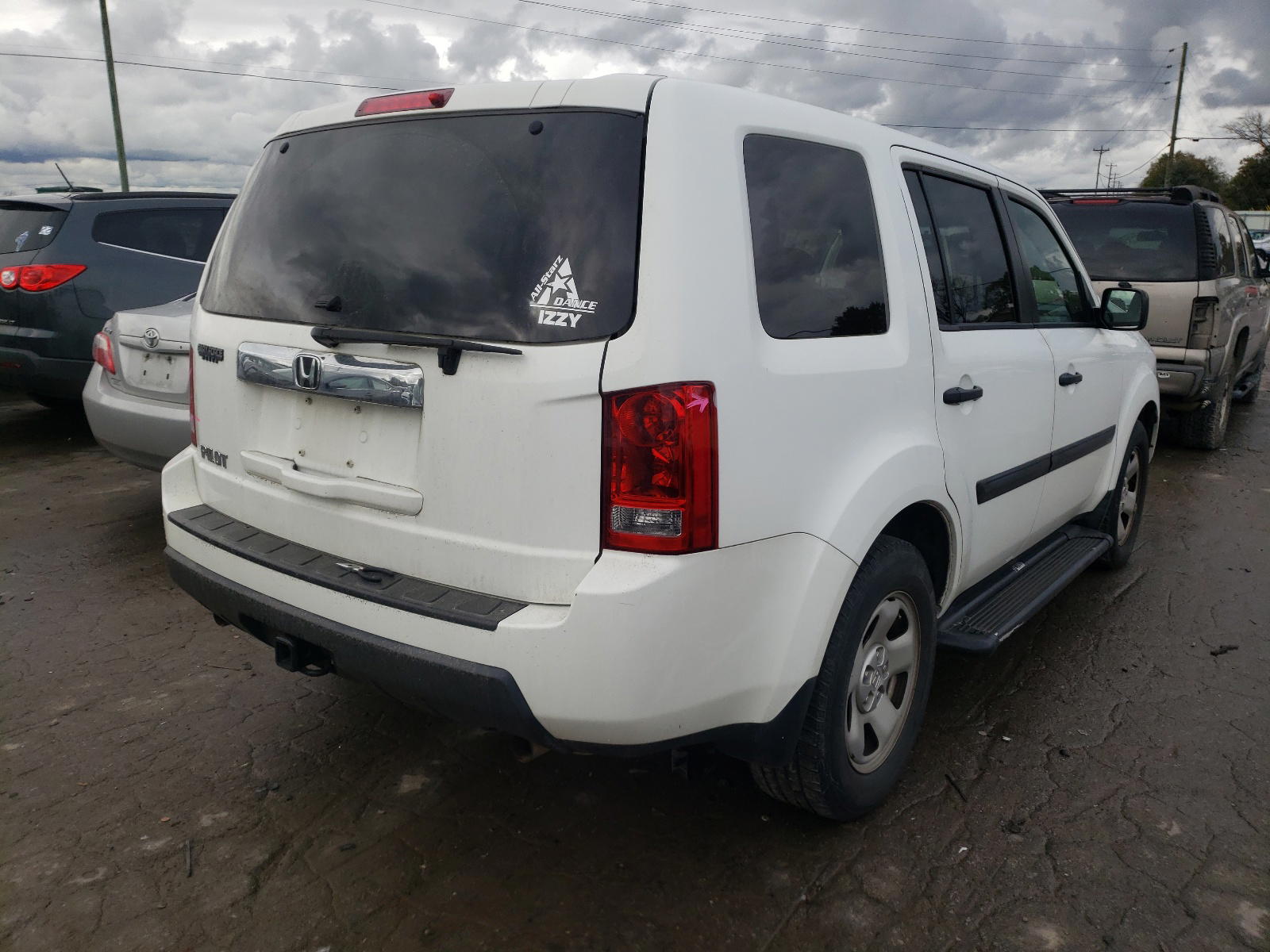 Photo 4 from auction – 2011 HONDA PILOT LX with VIN 5FNYF3H21BB033652