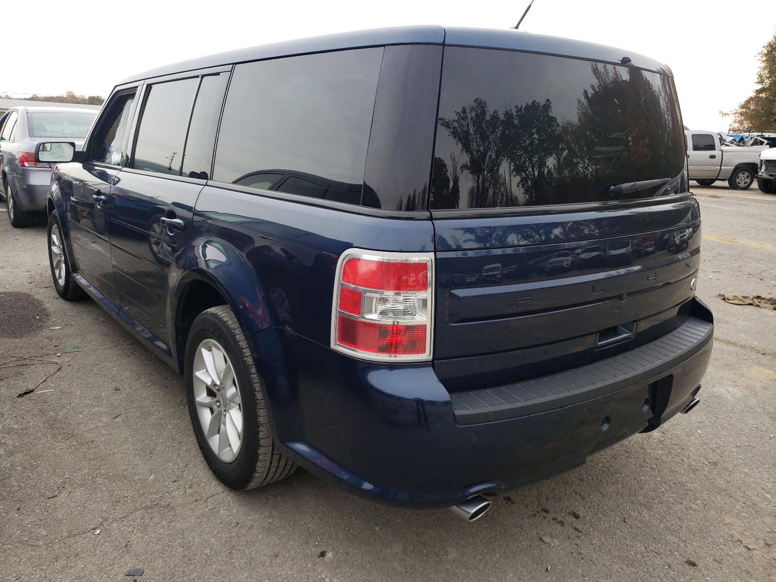 Photo 3 from auction – 2017 FORD FLEX with VIN 2FMGK5B83HBA04140