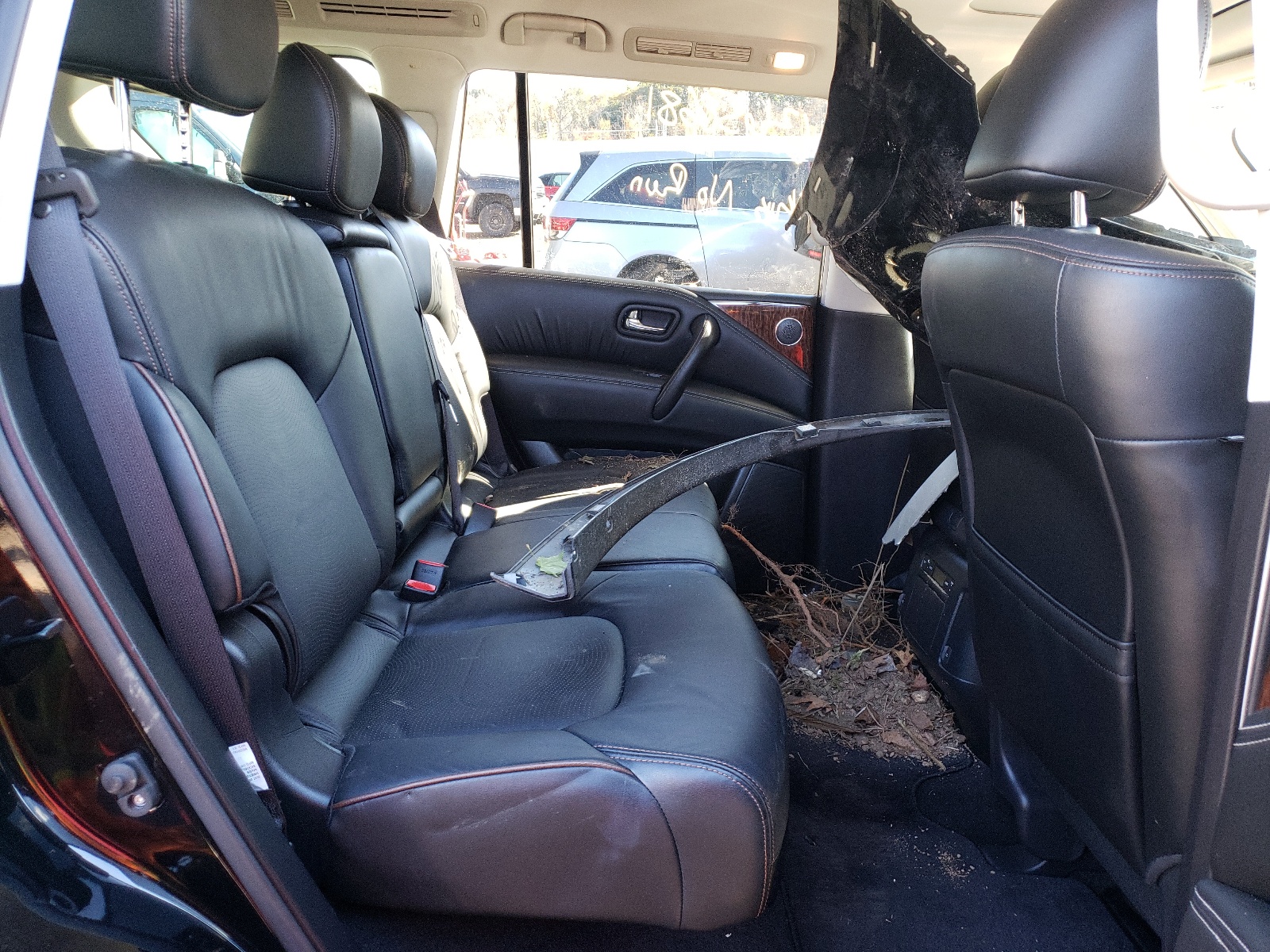 Photo 6 from auction – 2018 NISSAN ARMADA SV with VIN JN8AY2NC7J9558165