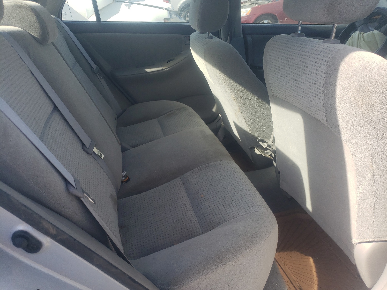 Zdjęcie 6 z aukcji – 2006 TOYOTA COROLLA CE z VIN 2T1BR32E26C594016