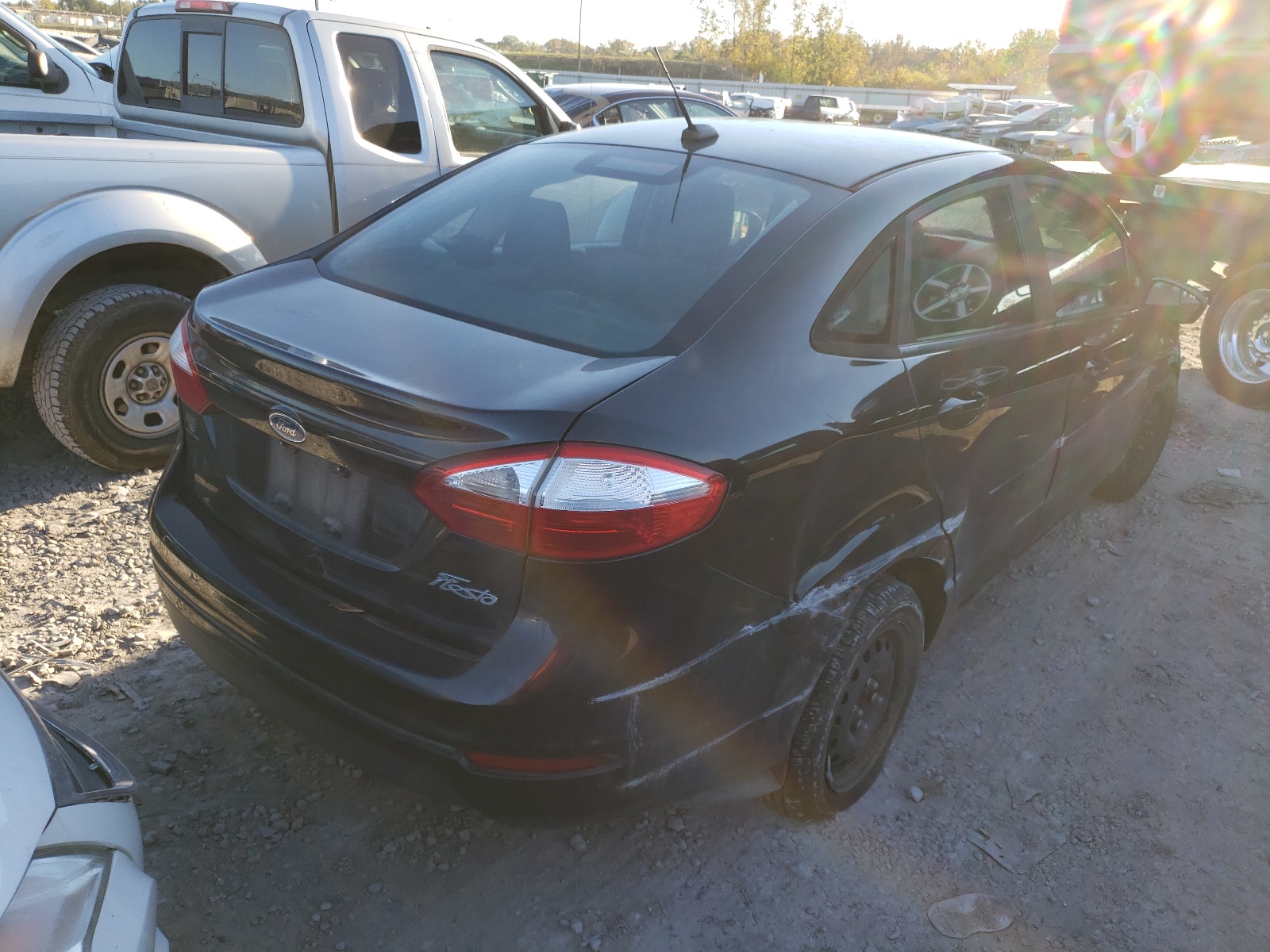 Photo 4 from auction – 2015 FORD FIESTA S with VIN 3FADP4AJ6FM218841