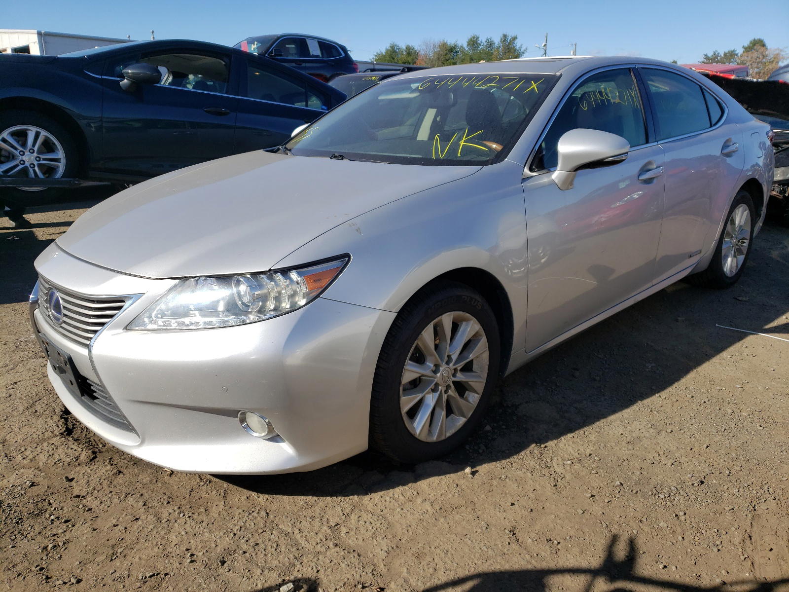 Photo 2 from auction – 2013 LEXUS ES 300H with VIN JTHBW1GG4D2008725