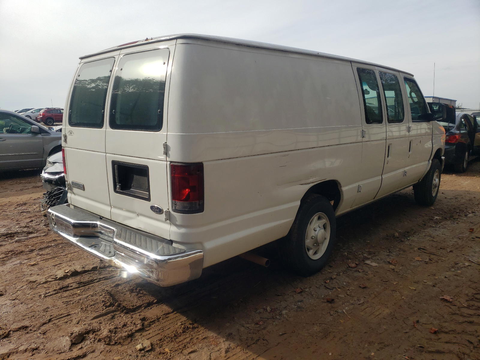 Photo 4 from auction – 2008 FORD ECONOLINE with VIN 1FTNS24W88DA19331