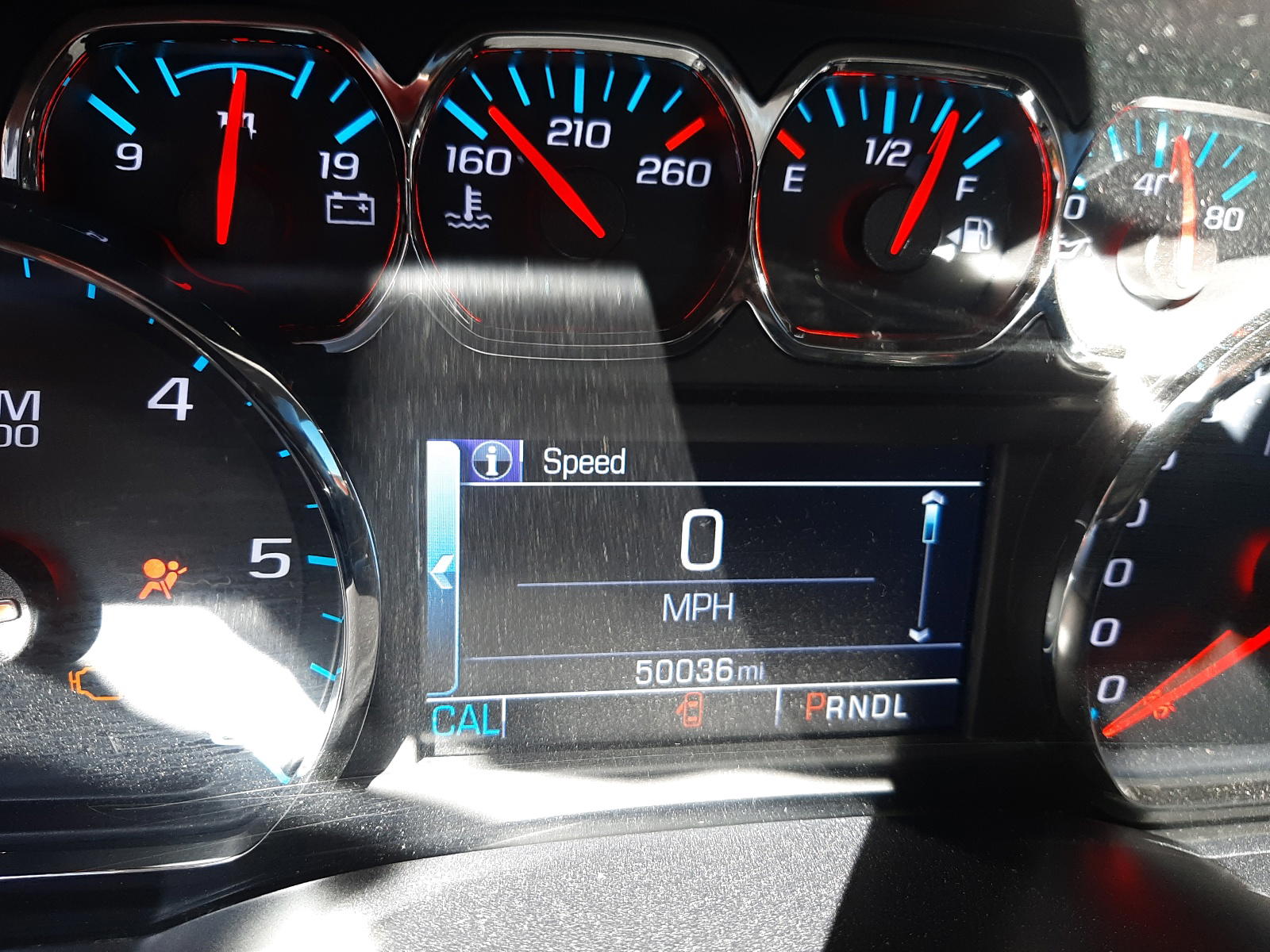 Photo 8 from auction – 2018 CHEVROLET SILVERADO with VIN 3GCUKREC9JG464002