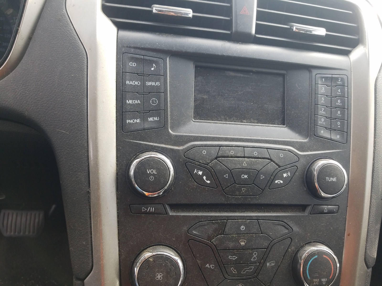 Photo 9 from auction – 2014 FORD FUSION SE with VIN 1FA6P0HD0E5380793