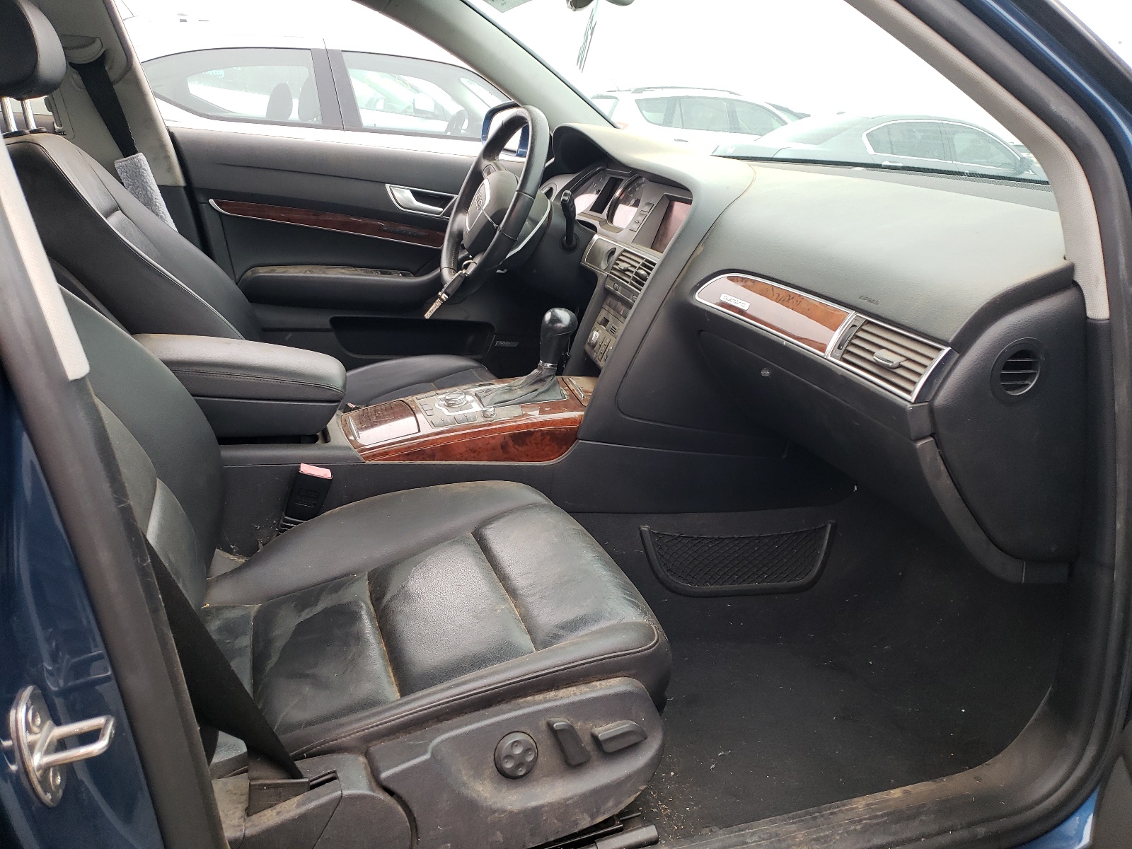 Photo 5 from auction – 2005 AUDI A6 3.2 QUA with VIN WAUDG74F65N083316