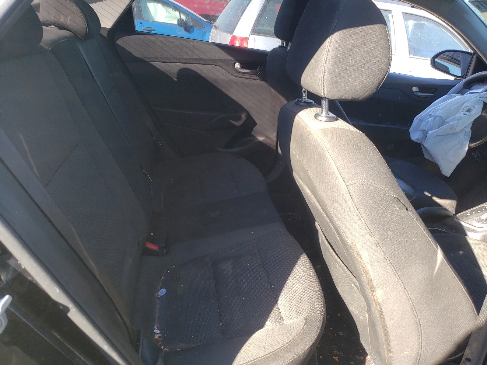 Photo 6 from auction – 2019 HYUNDAI ACCENT SE with VIN 3KPC24A30KE051810